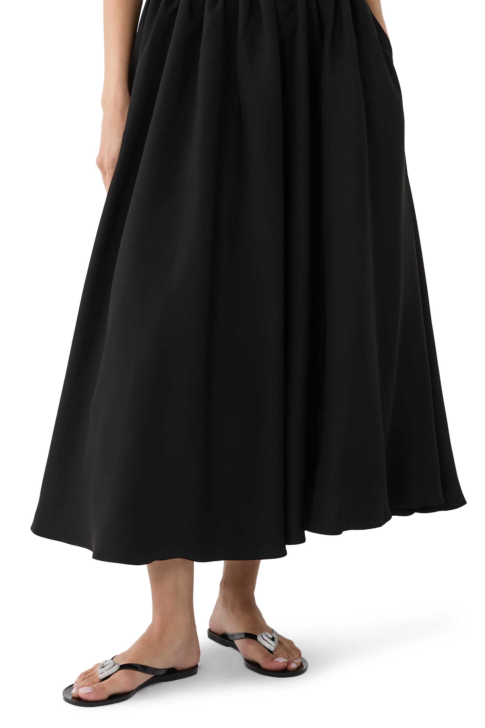 حذاء مفتوح من الخلف بتصميم ثونغ بقلب مزدوج