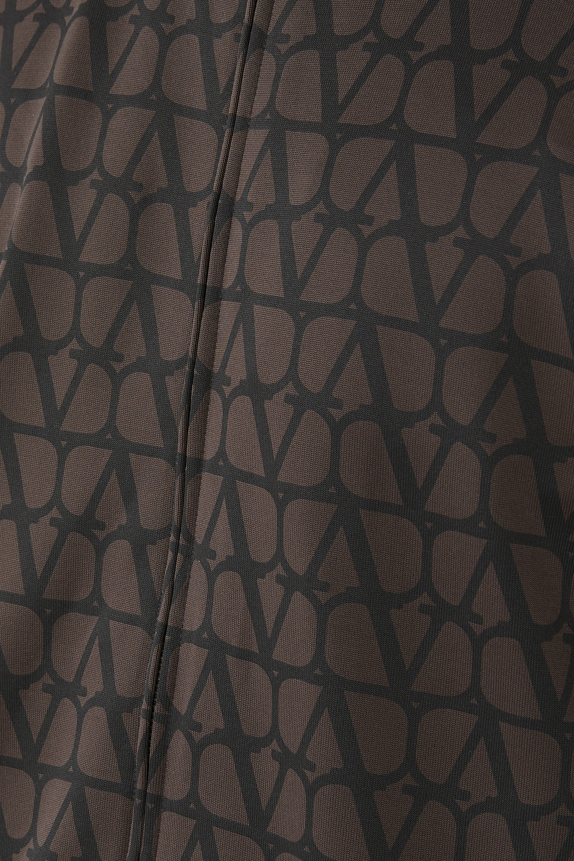 جاكيت رياضي جيرسيه توال ايكونوغراف