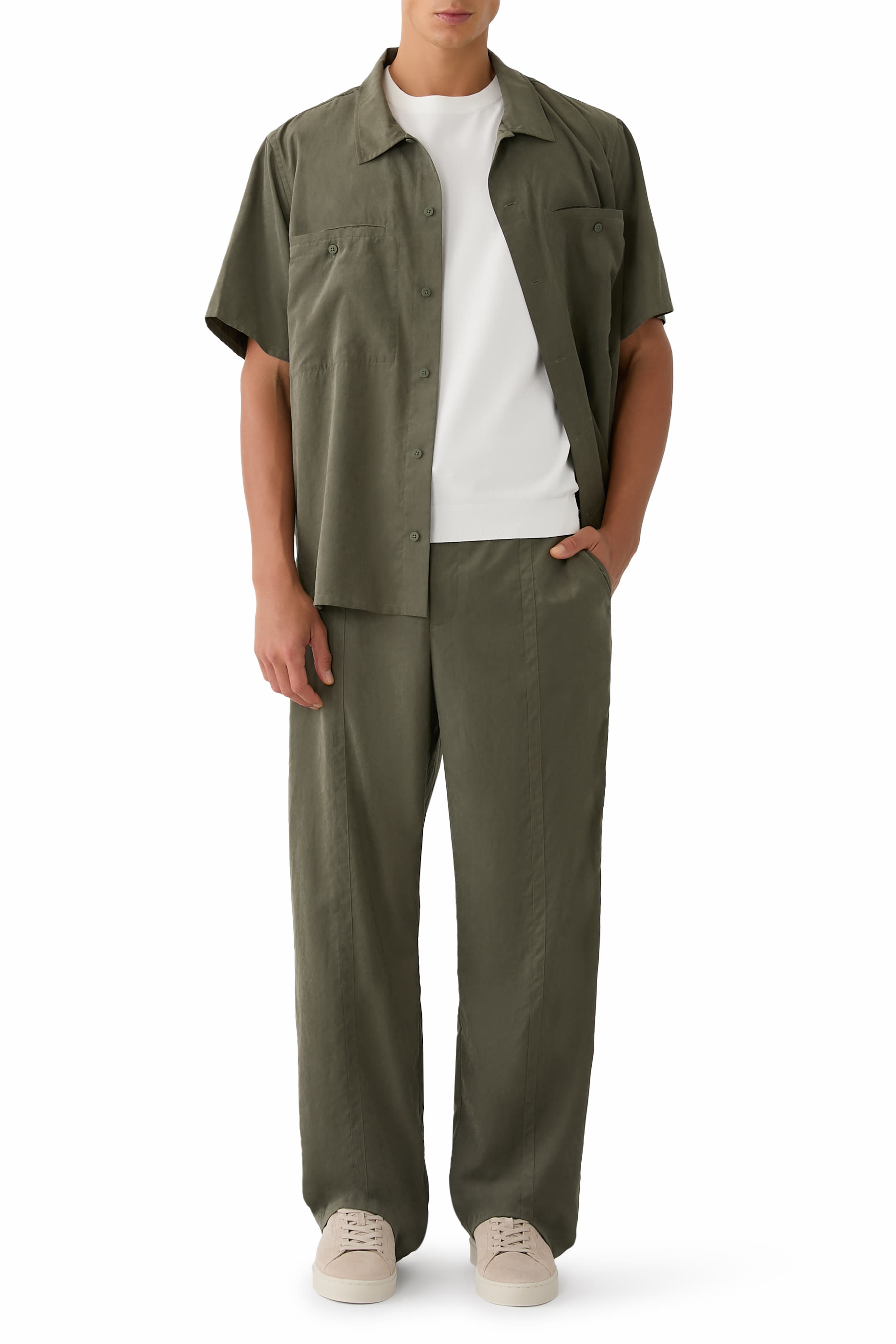 بنطال روان برباط تضييق