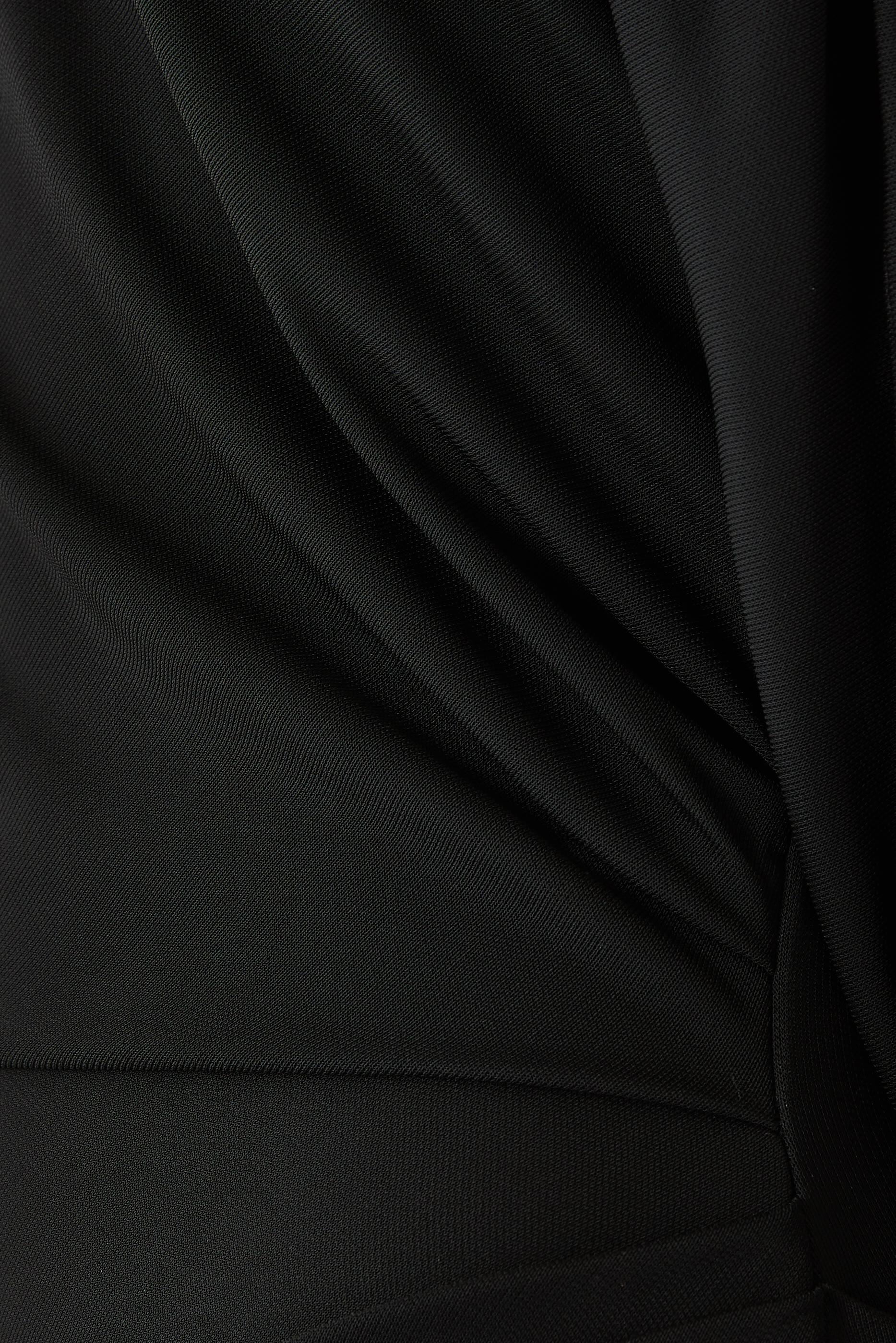 فستان سهرة دراببيه بأكمام طويلة جيرسيه