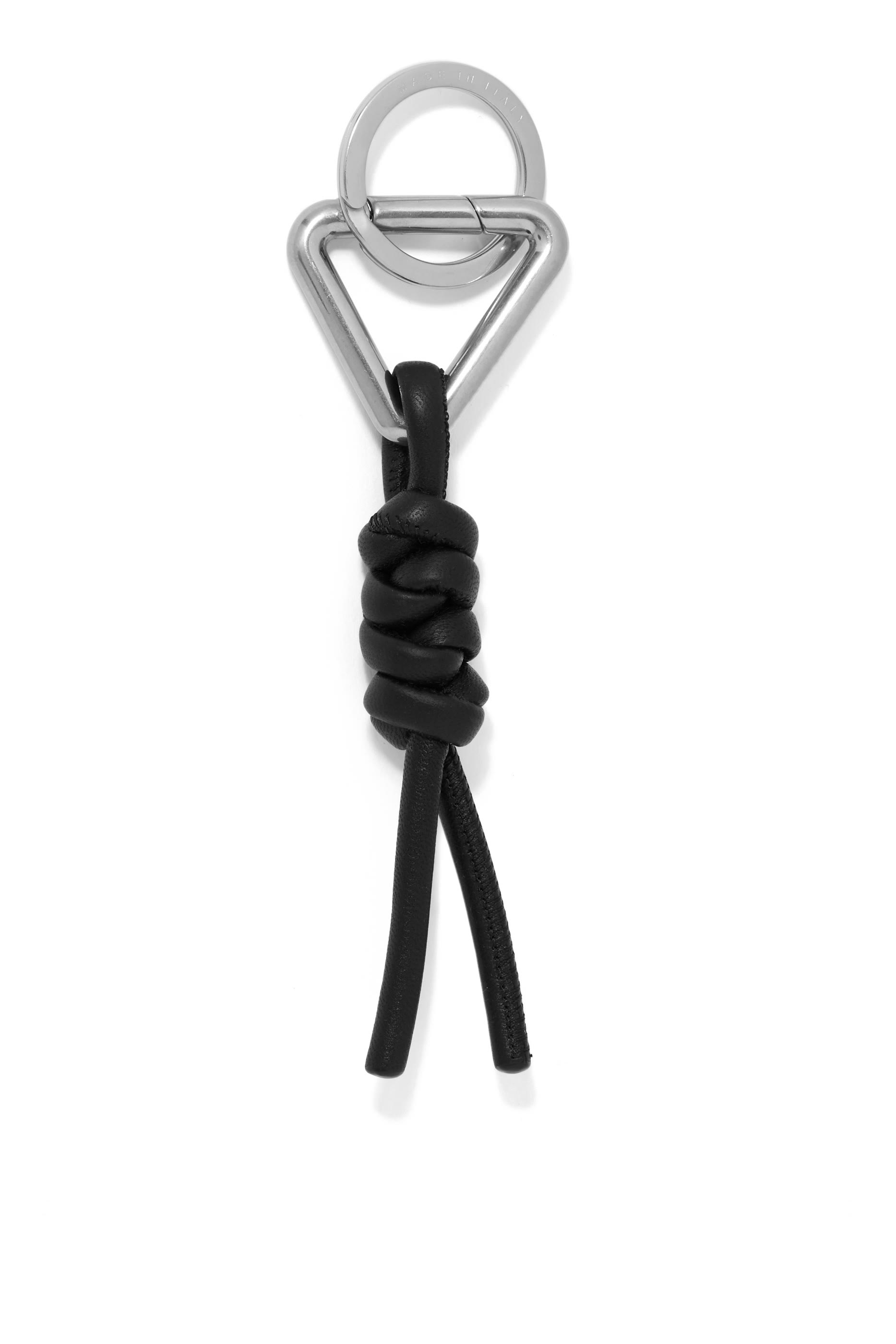 حلقة مفتاح بتصميم مثلث