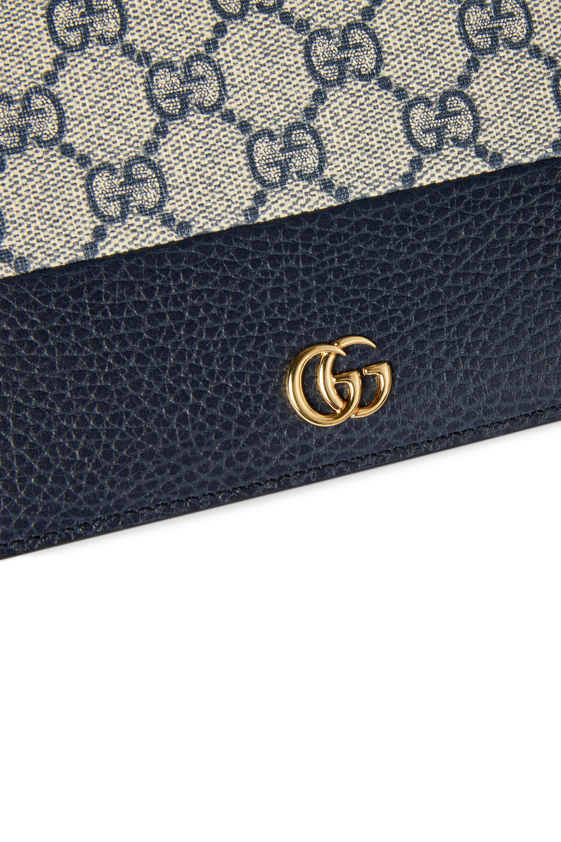 حقيبة صغيرة مارمونت بسلسلة ولونين وشعار حرفي الماركة