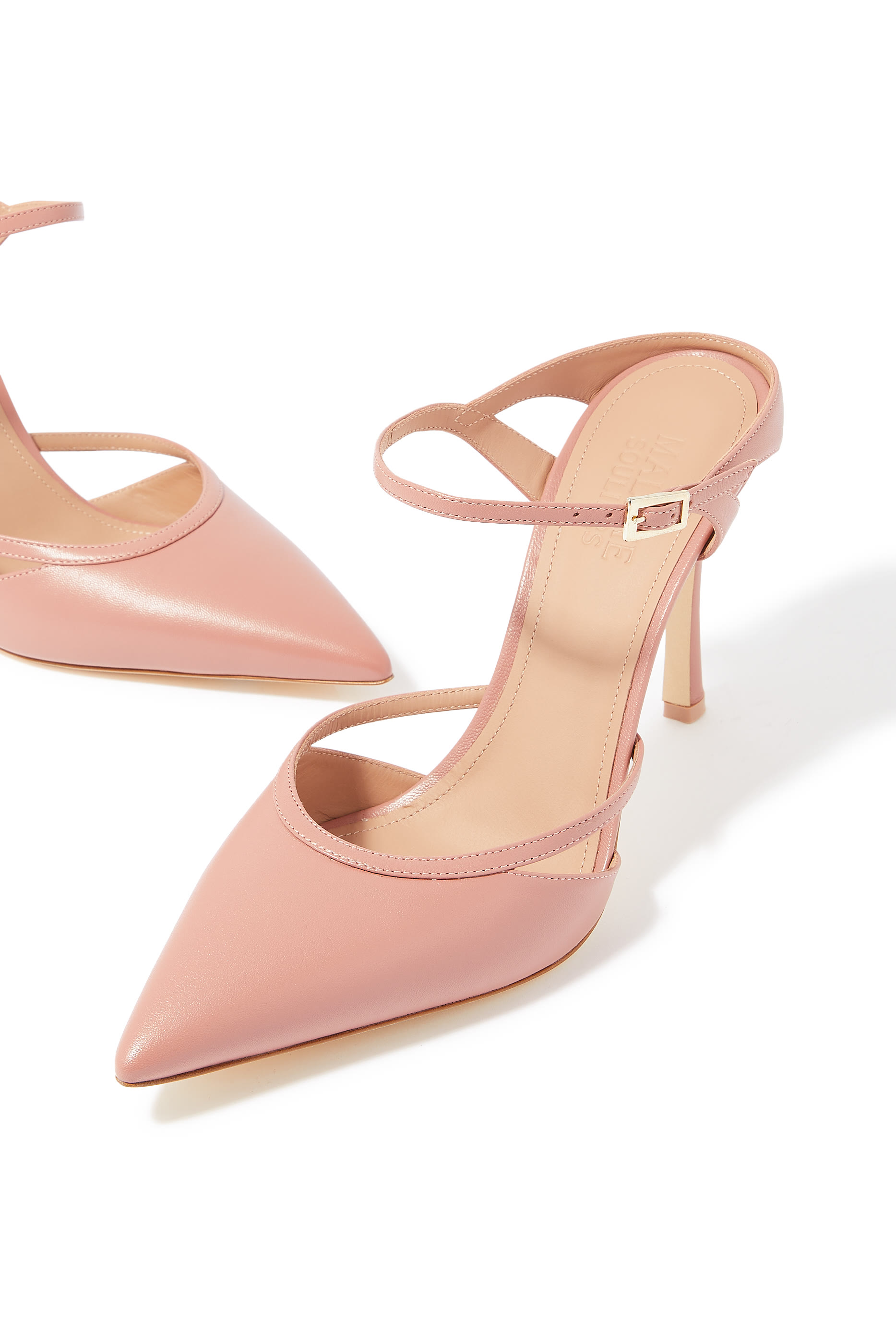 حذاء يولا 90 مفتوح من الخلف بسيور