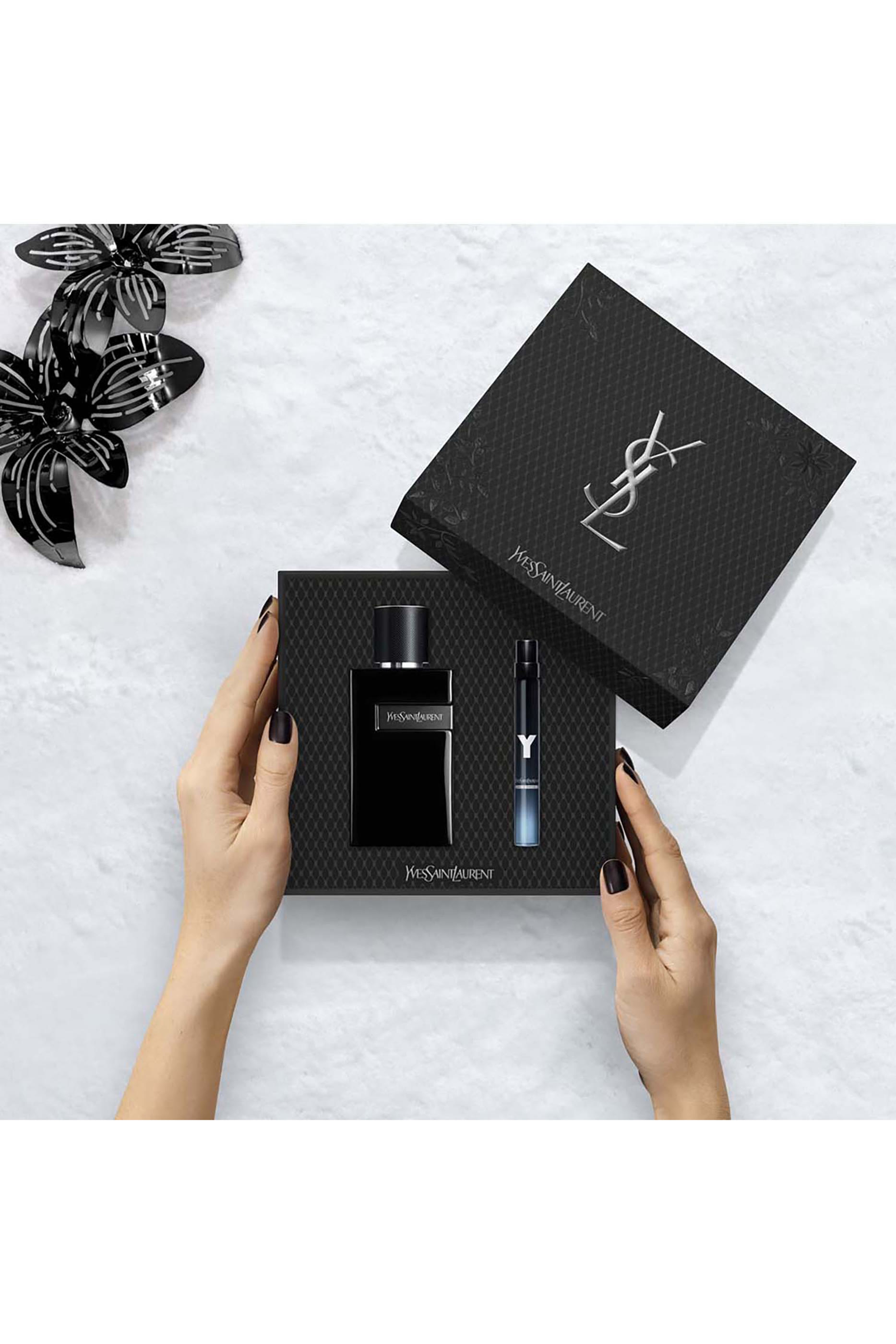 مجموعة هدايا عطر واي لو بارفان بإصدار لكريسماس 2024