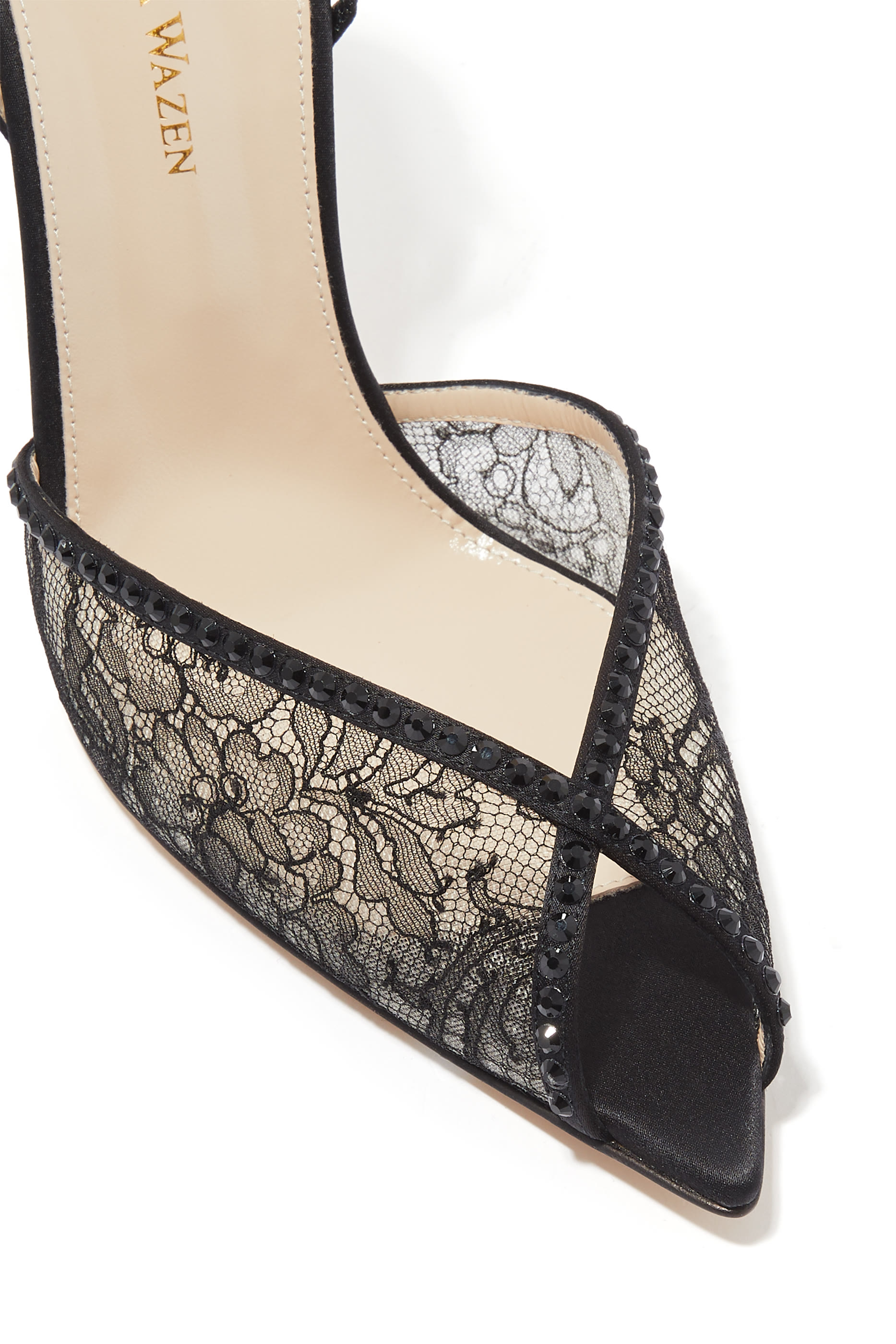 خذاء كلاسيكي كاتي 105 بسير خلفي