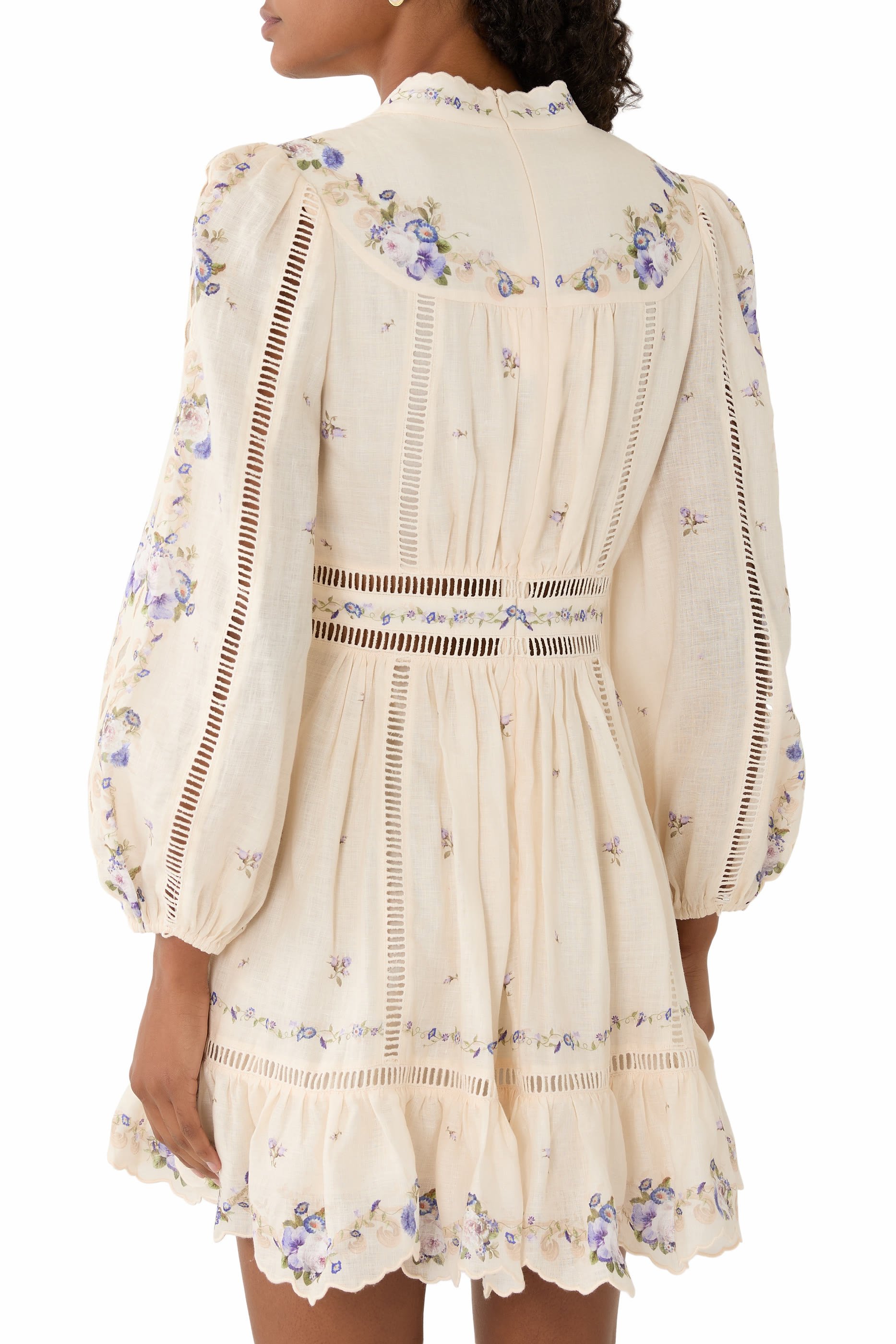 فستان بايشنس قصير بياقة عميقة