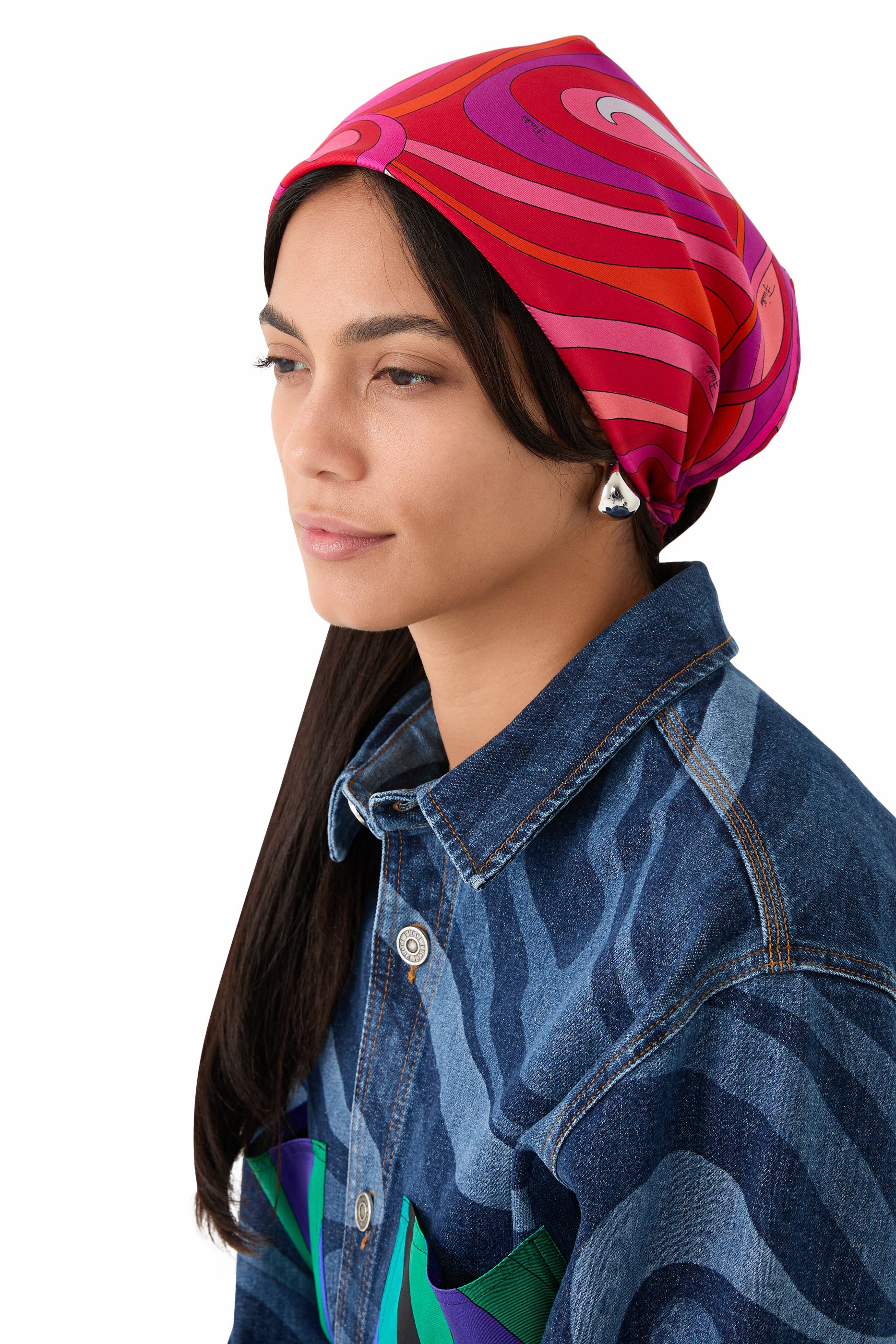 وشاح حرير تويل