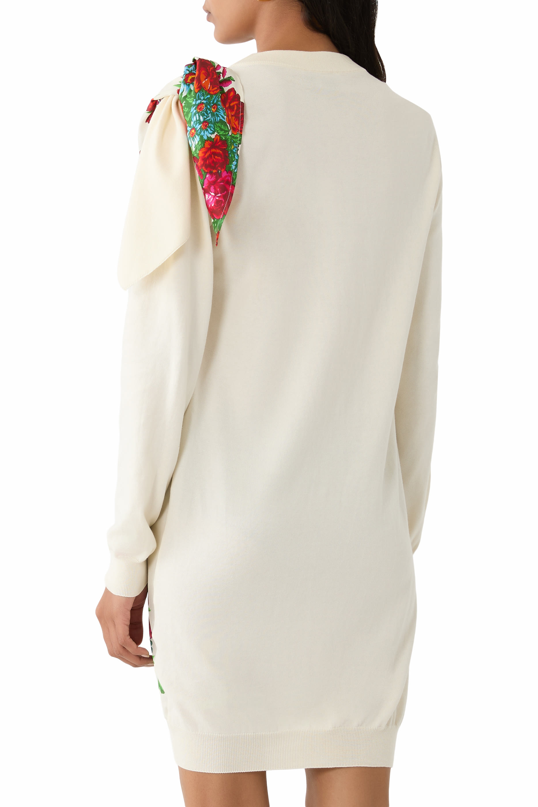 فستان قصير بطبعات