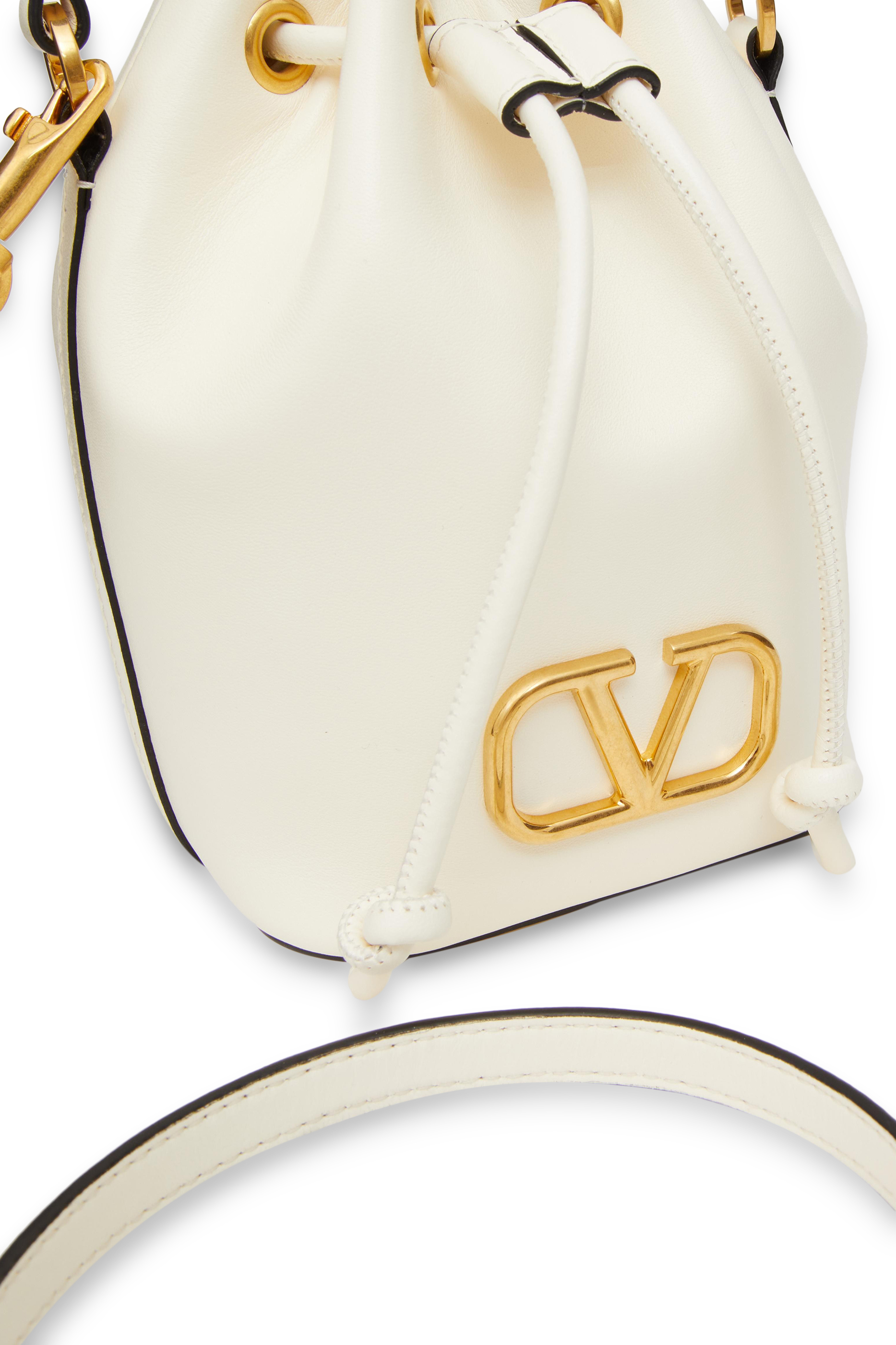 حقيبة باكيت صغيرة قنب بشعار الماركة