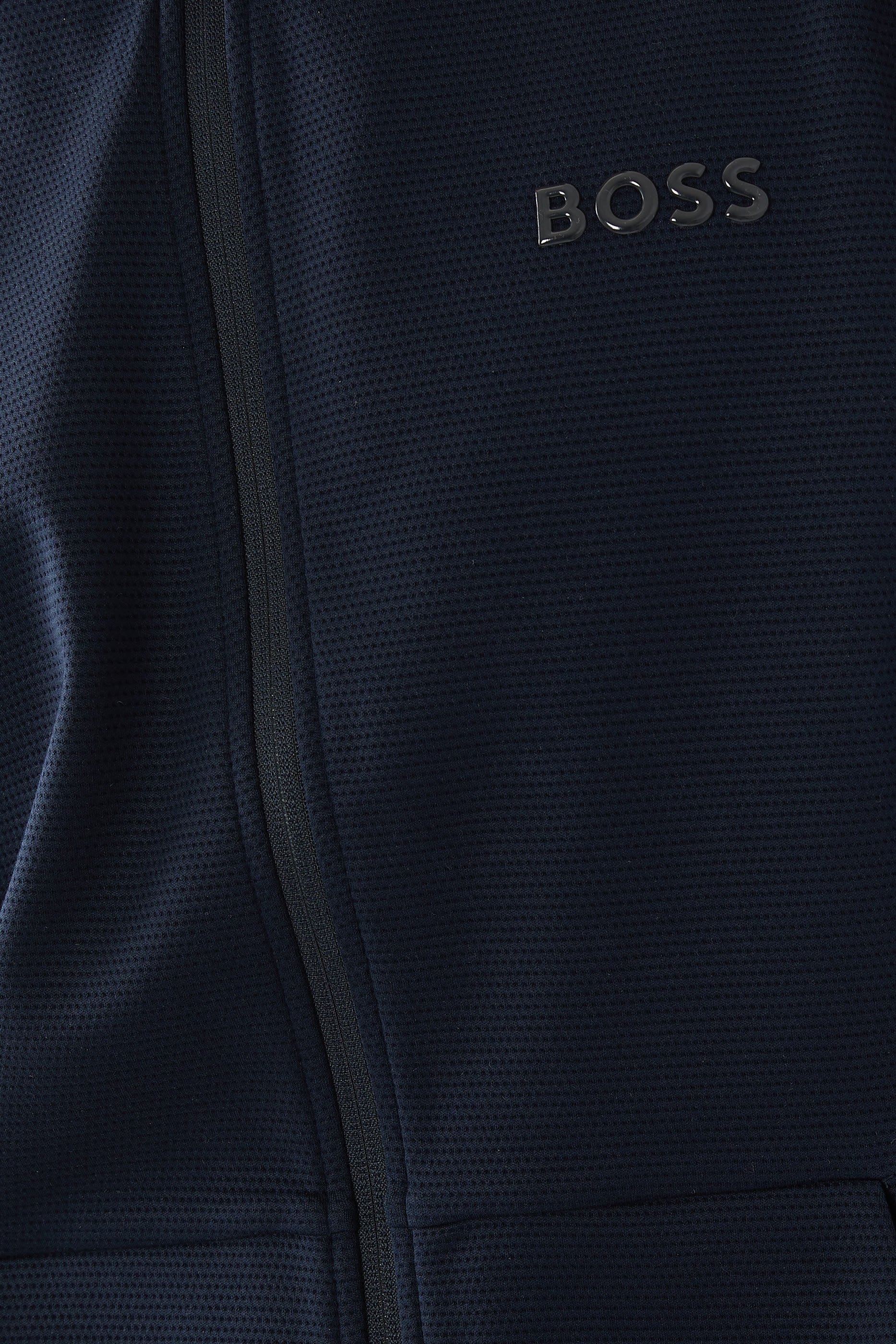 جاكيت سامو بتفاصيل عاكسة