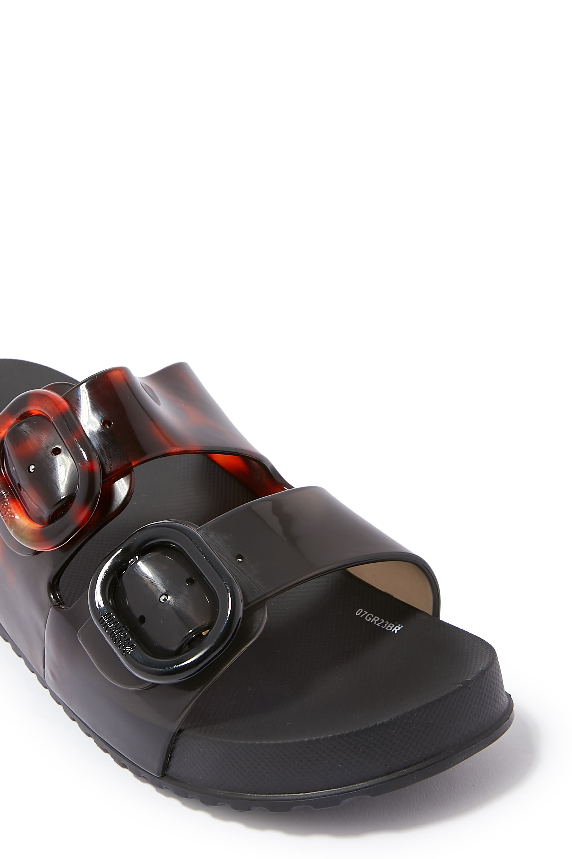 حذاء مفتوح كوزي للأطفال