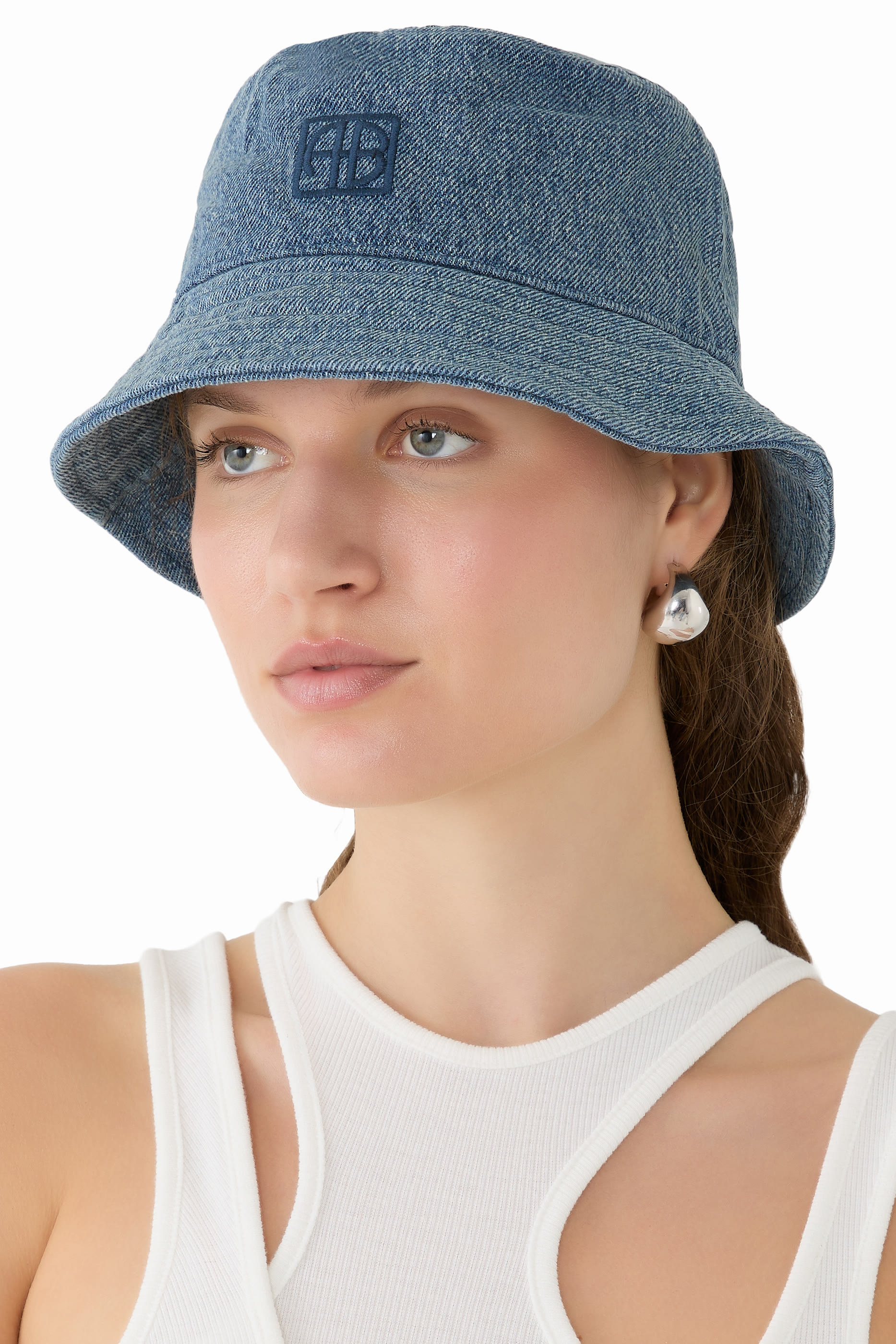 قبعة باكيت نيكس