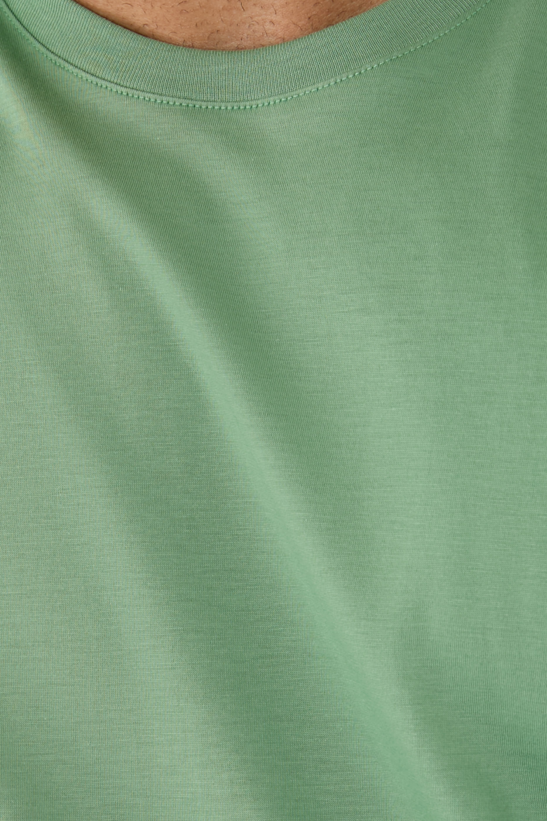 تيشيرت بقصة ضيقة قطن بيما