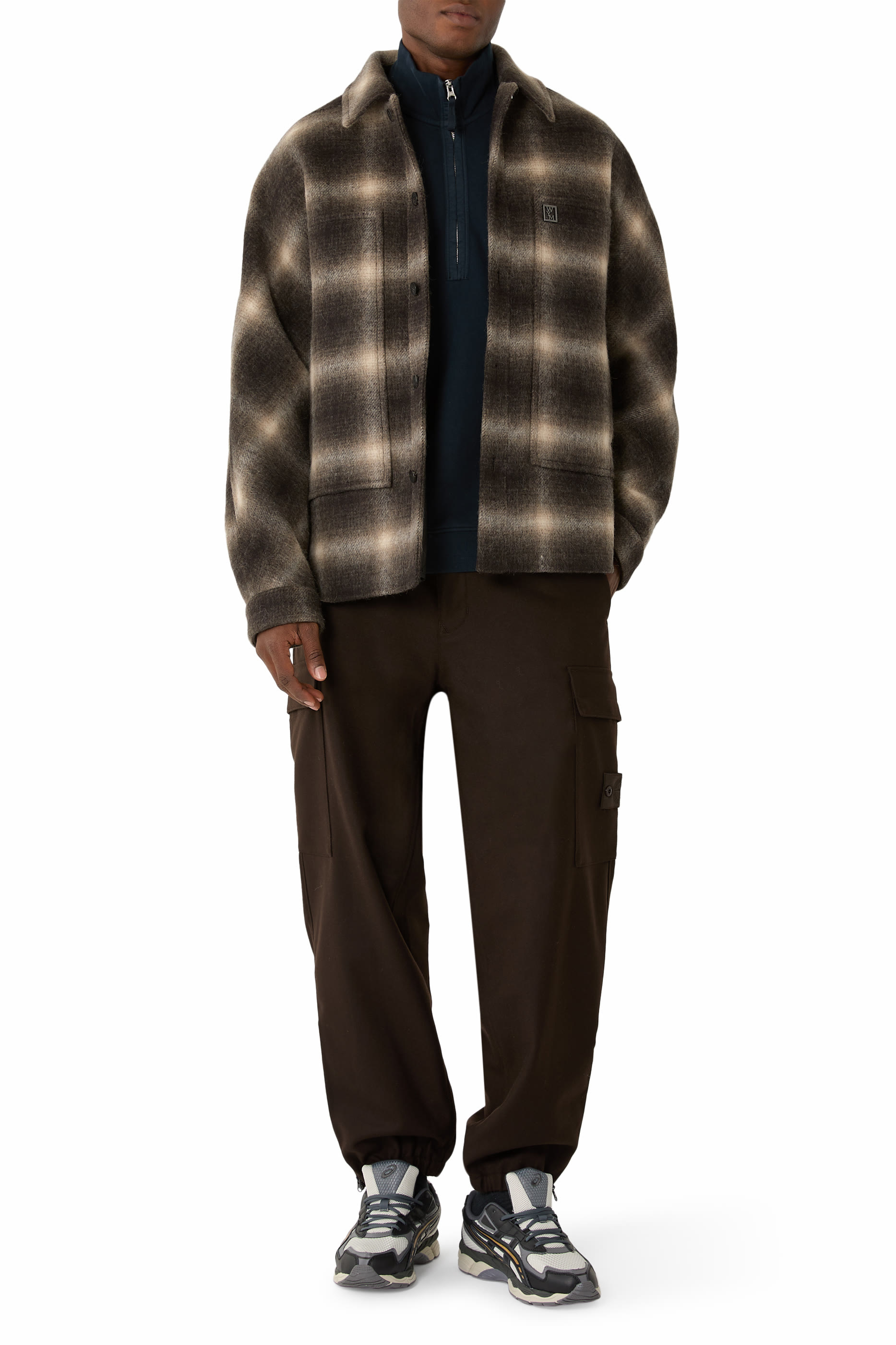 قميص بولو بسحاب قصير