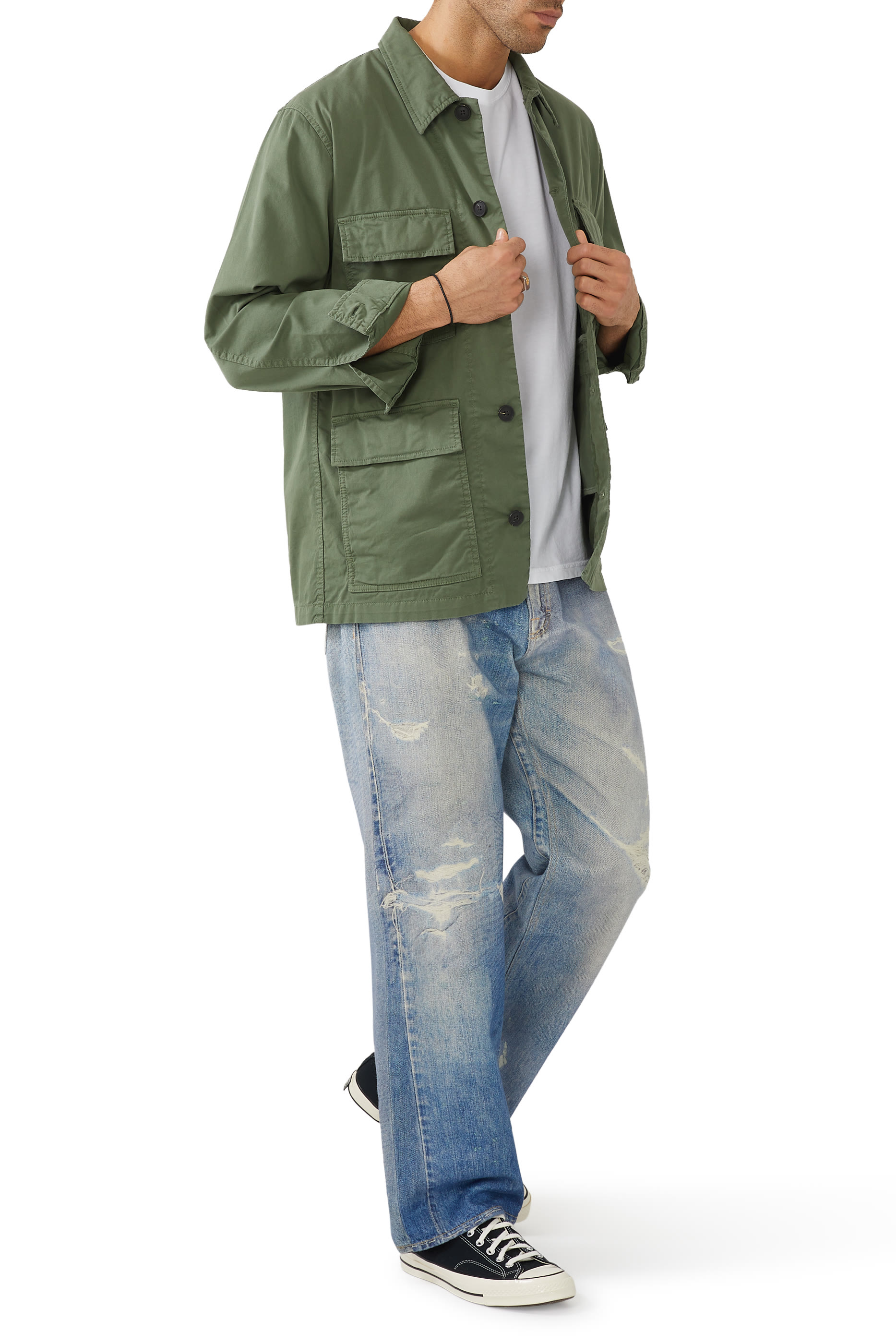 تيشيرت بأكمام قصيرة