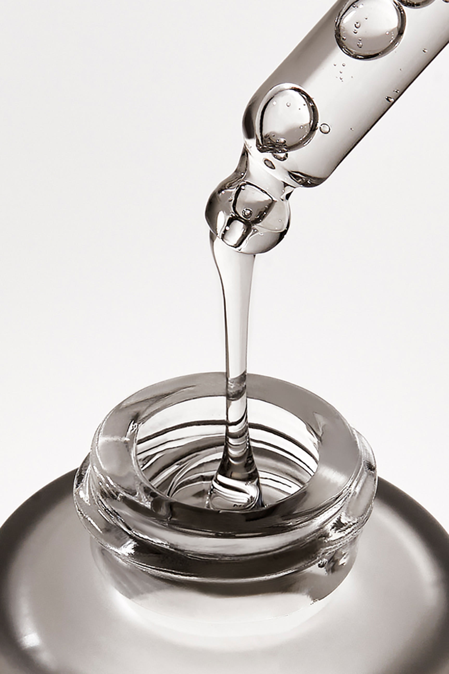 سيروم الجسم سوبر لمقاومة علامات التقدم في السن