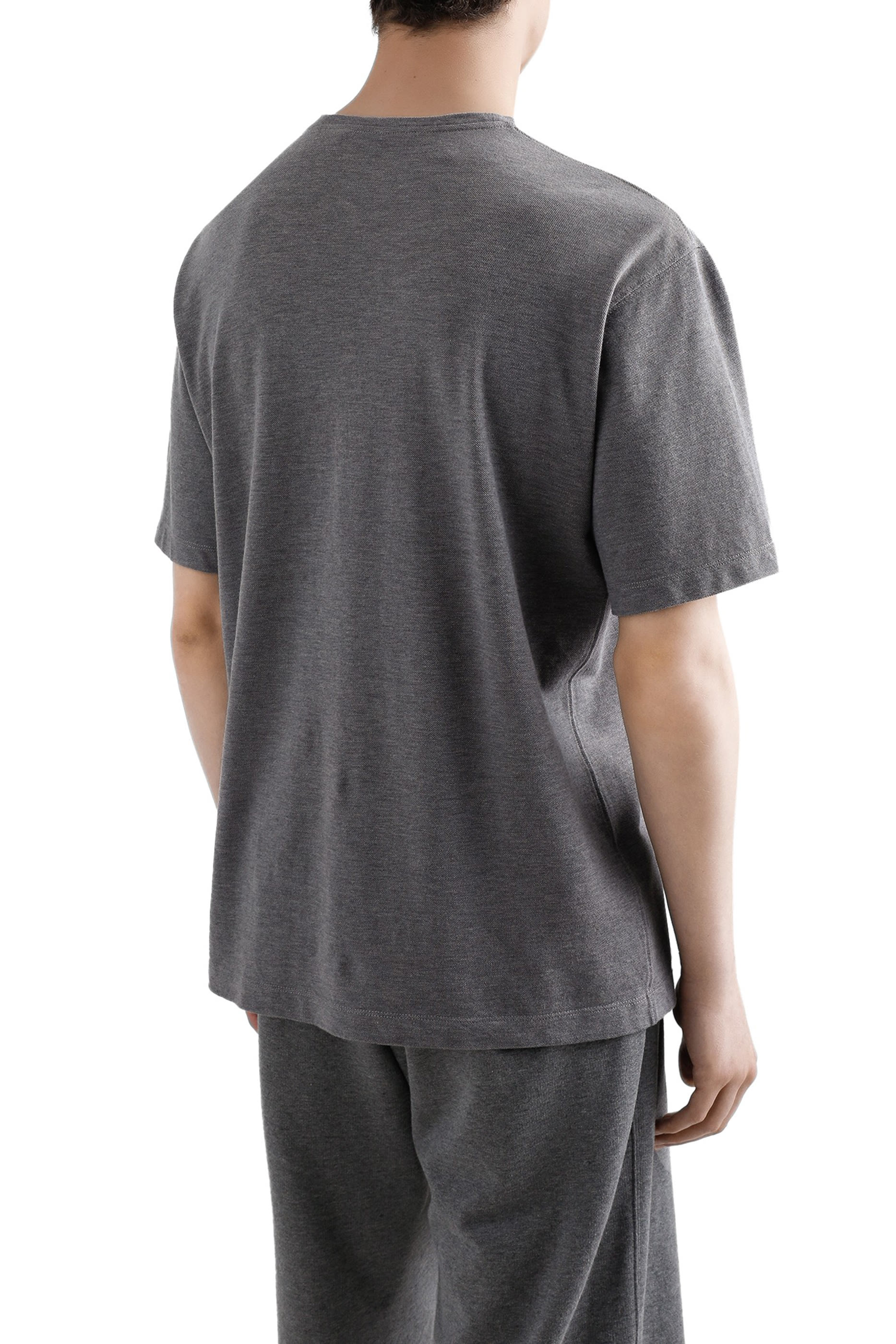 تيشيرت برقعة بشعار الماركة قطن