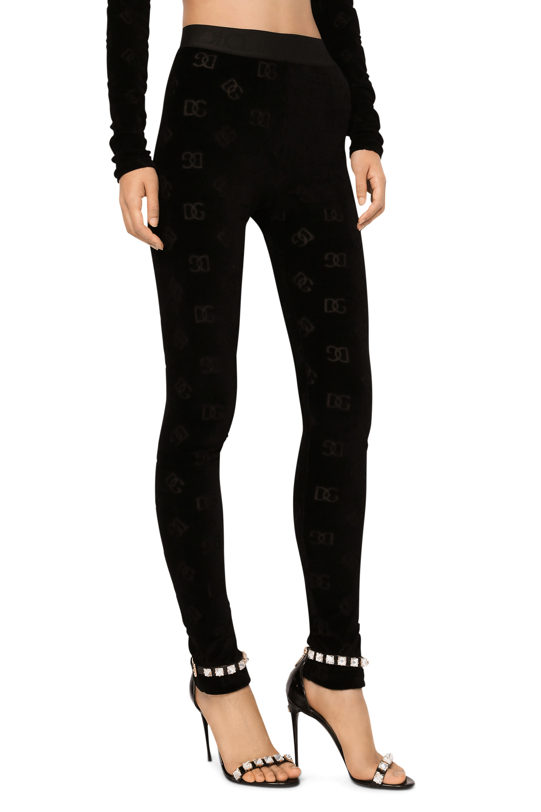 ليغينغز مزين بشعار الماركة بالكامل بارز الملمس