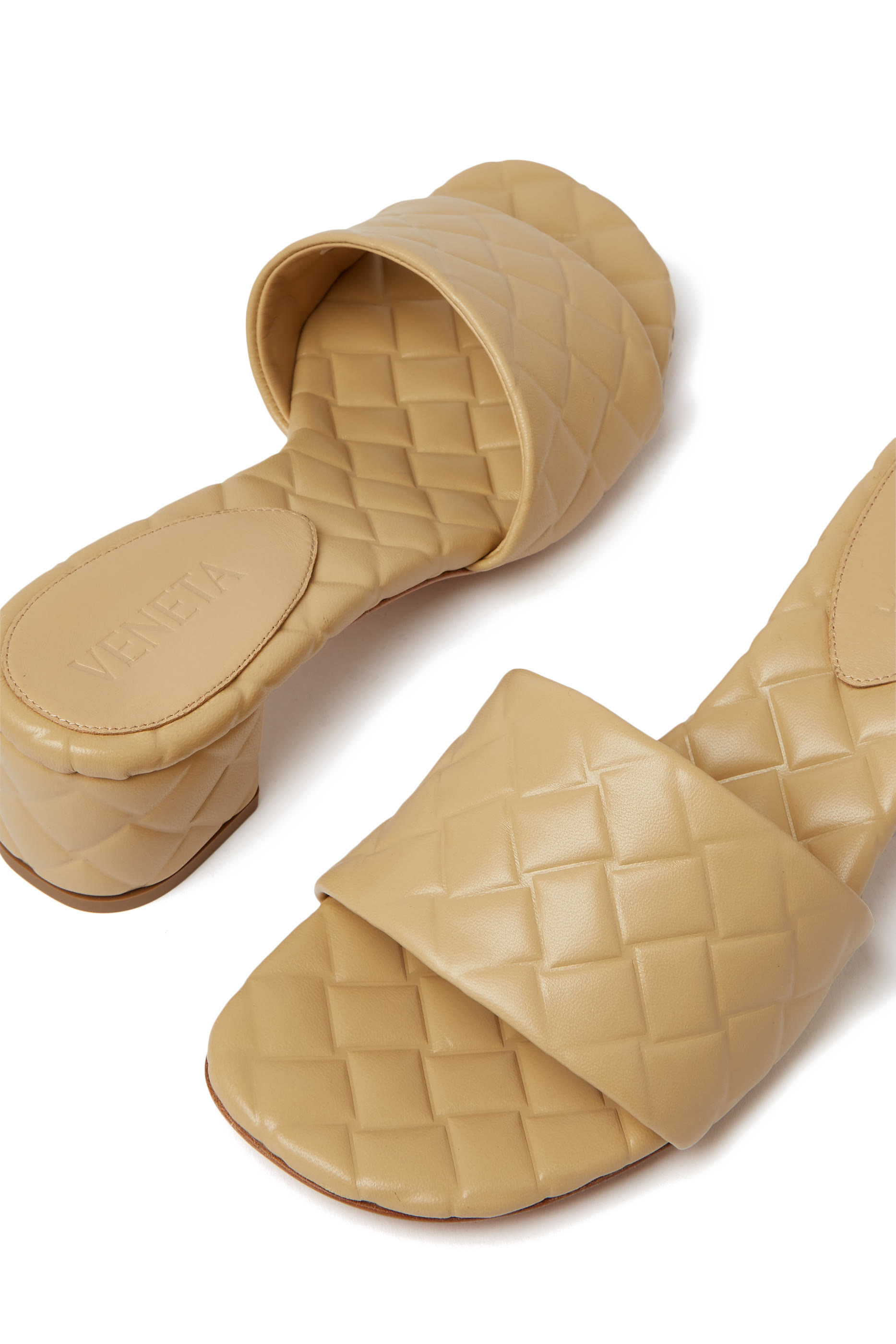 حذاء ايمي 60 مفتوح من الخلف