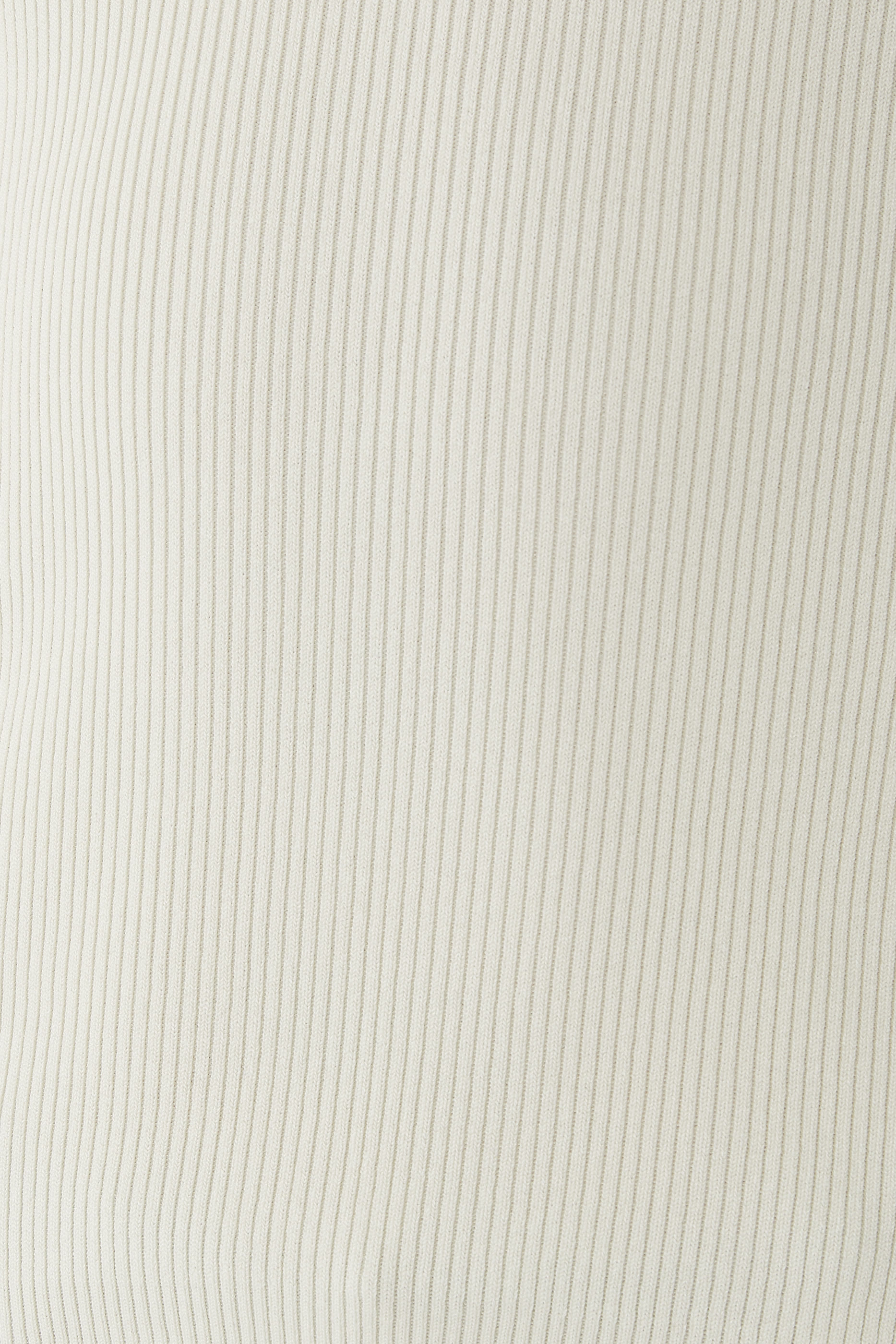 بلوزة بلا أكمام نسيج مضلع