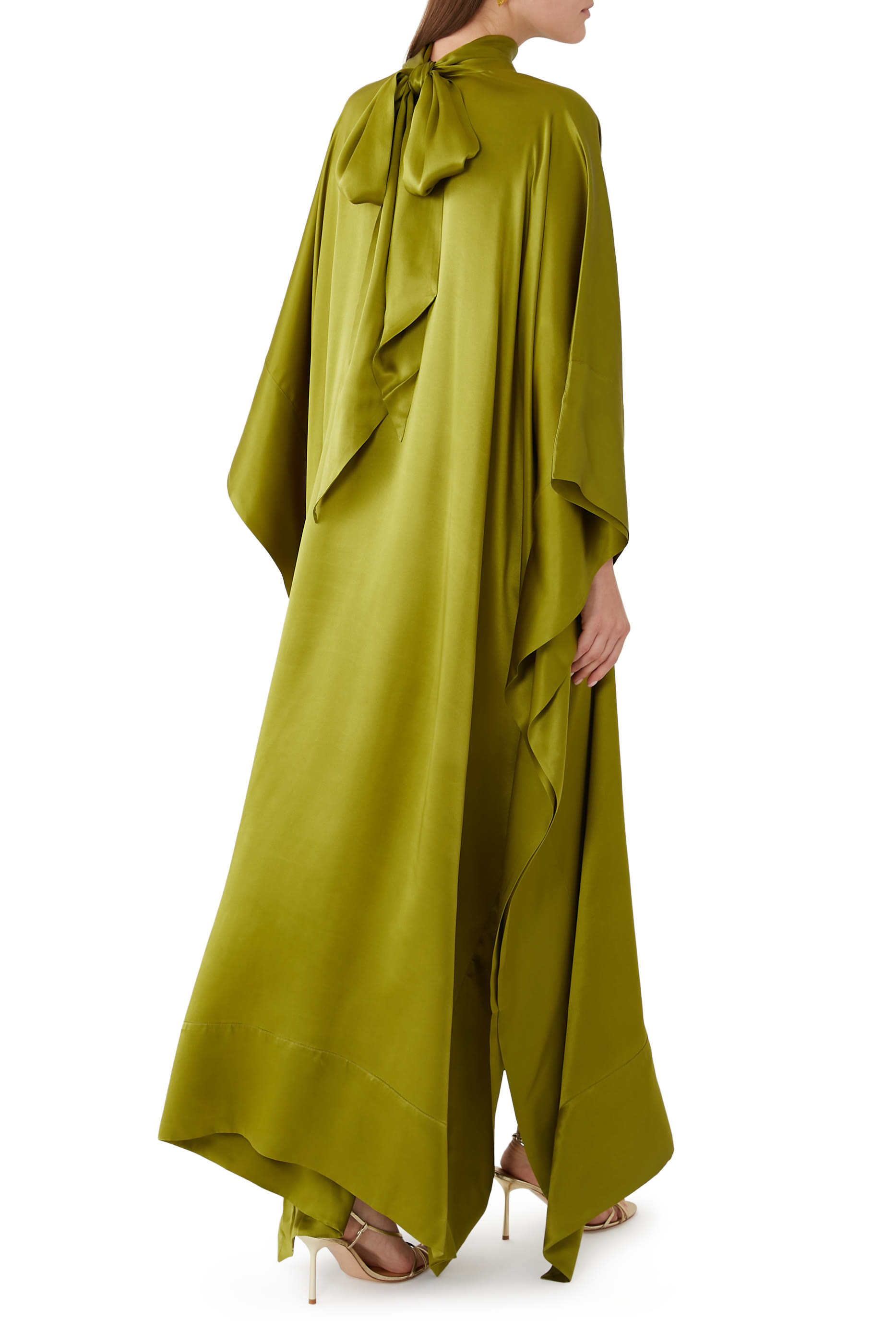 فستان نيو آيج بتصميم قفطان