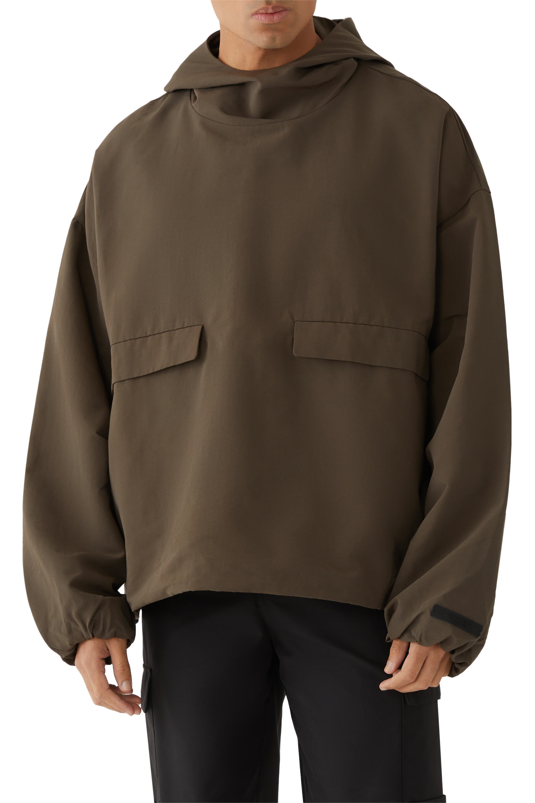 أنوراك بتصميم عسكري بغطاء رأس نايلون