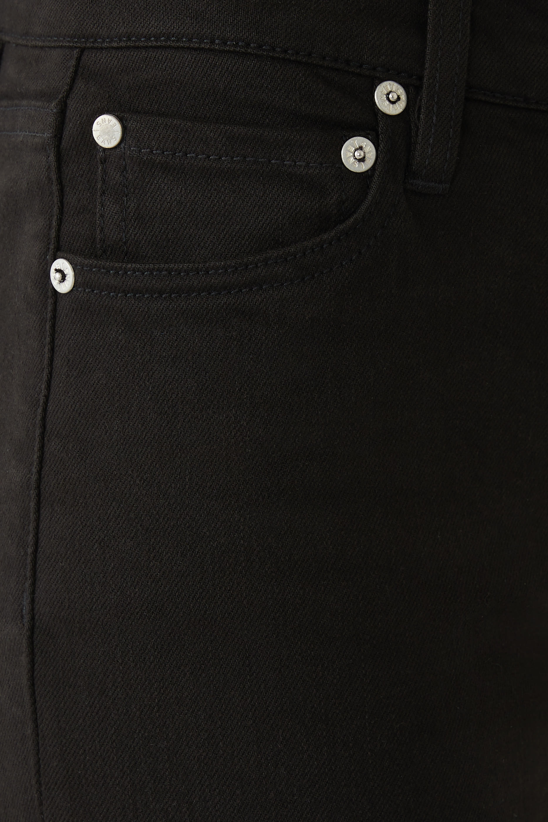 بنطال جينز روكسي بقصة واسعة بحواف مزينة بالفرو