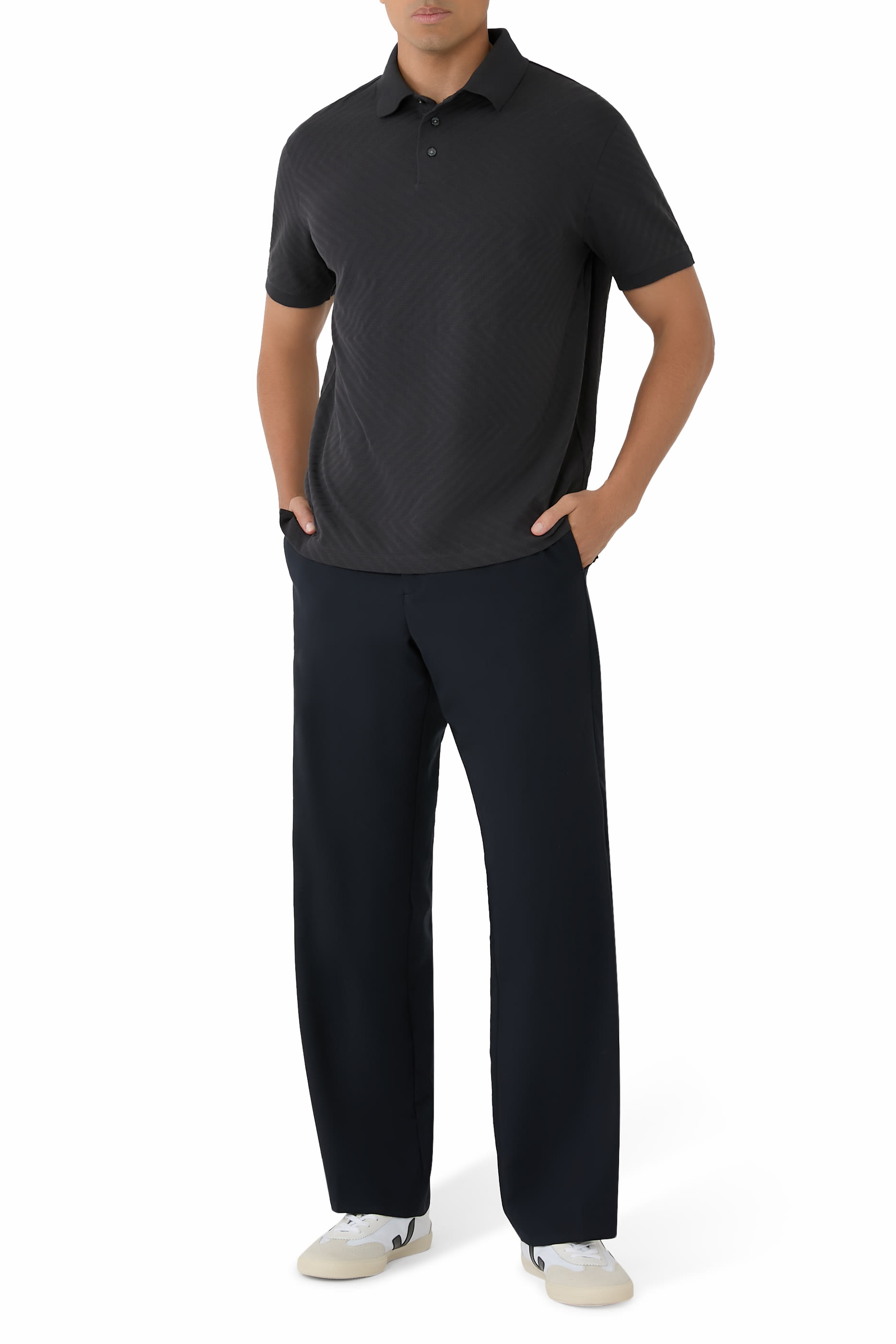 قميص بولو بخطوط أفقية