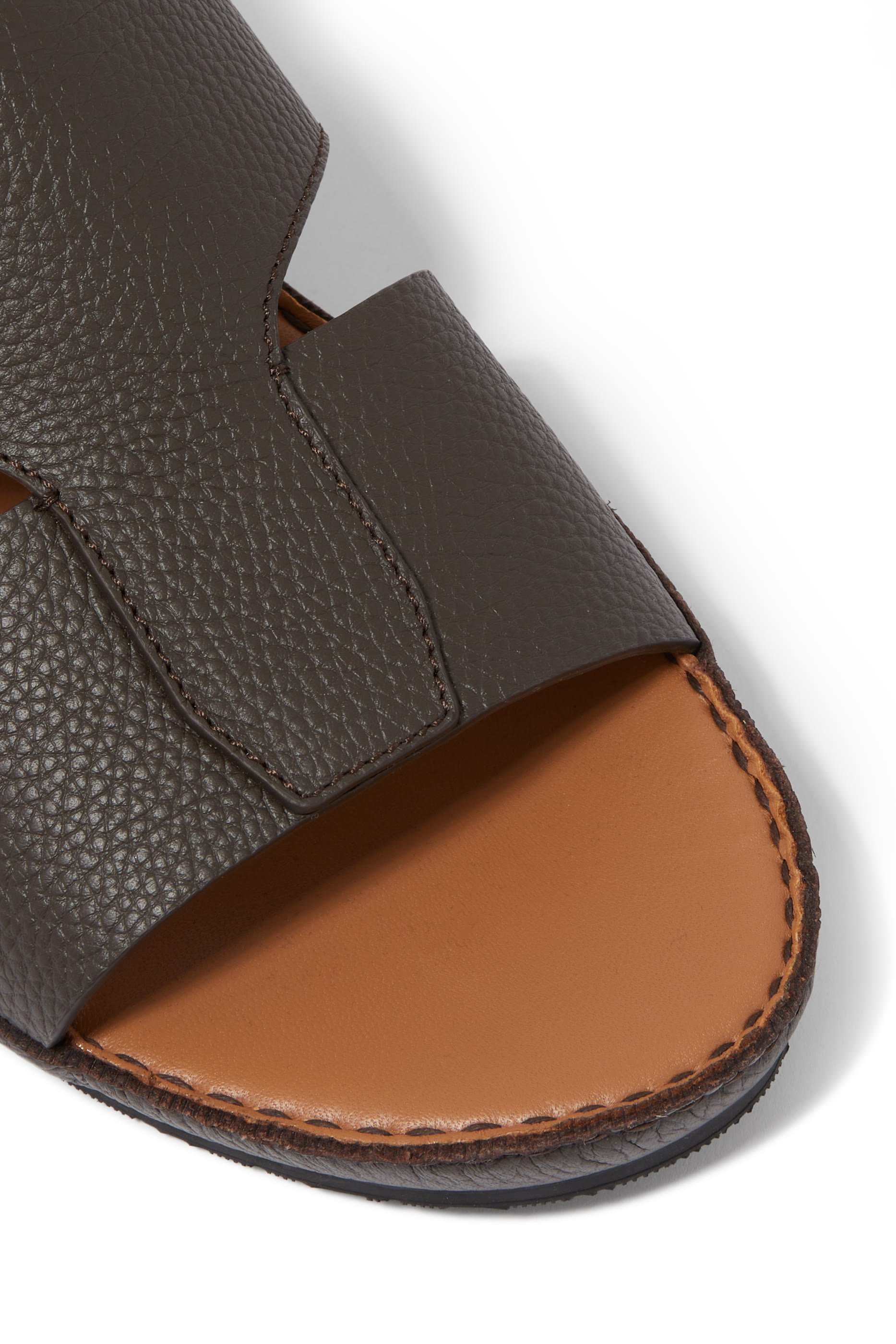 صندل أرابيك جلد