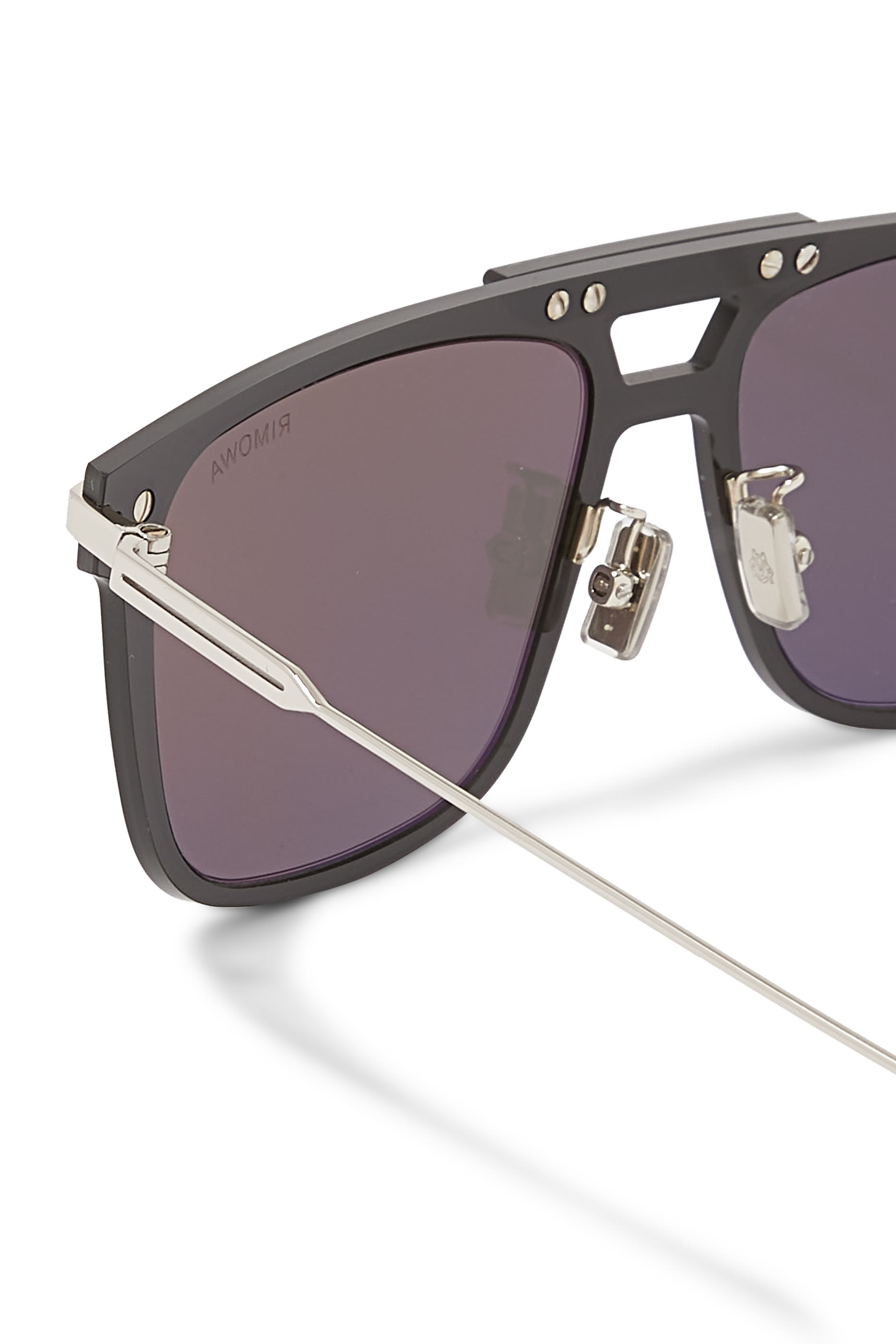 نظارة شمسية بإطار بتصميم حرف D