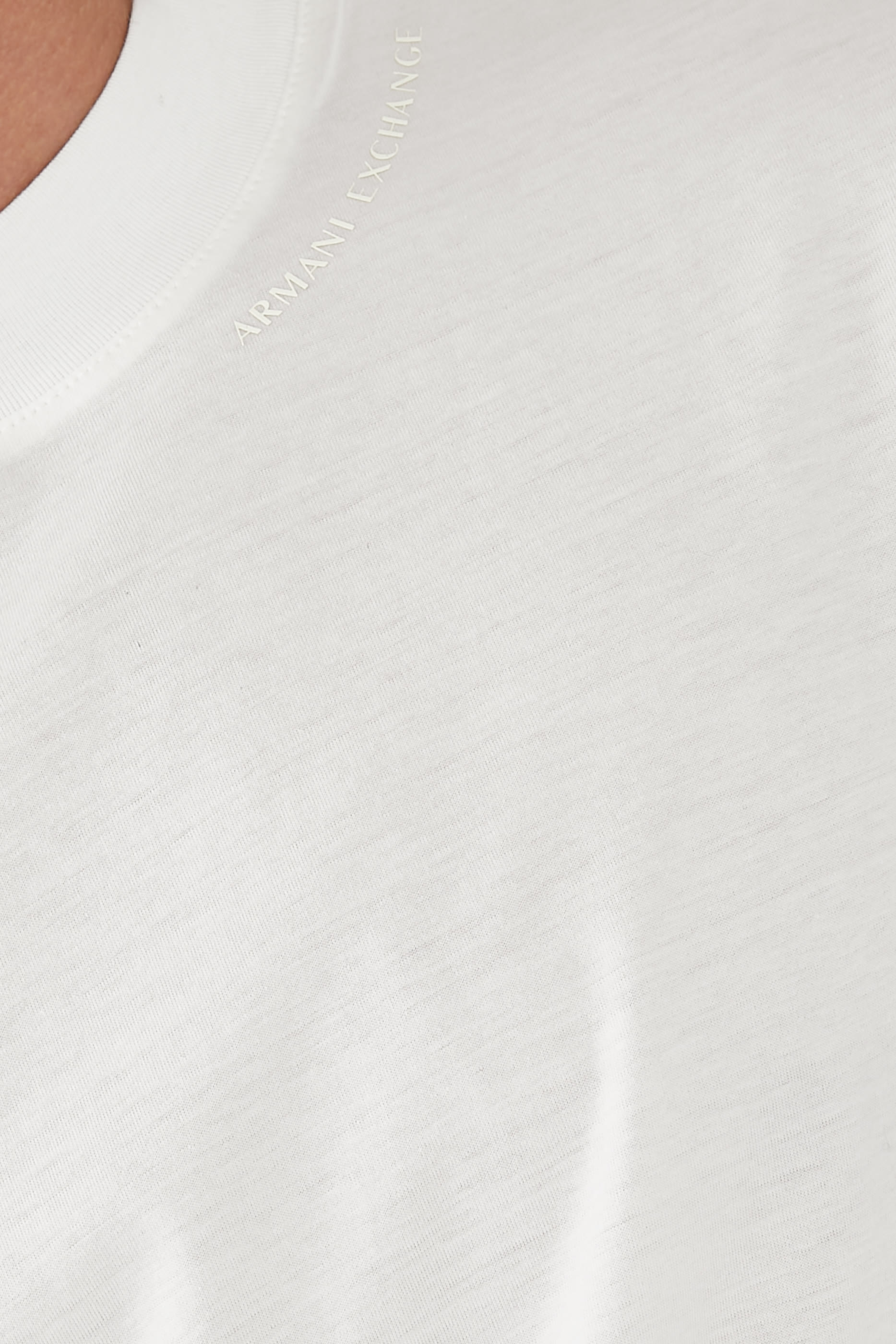 تيشيرت جيمنازيوم بياقة ضيقة