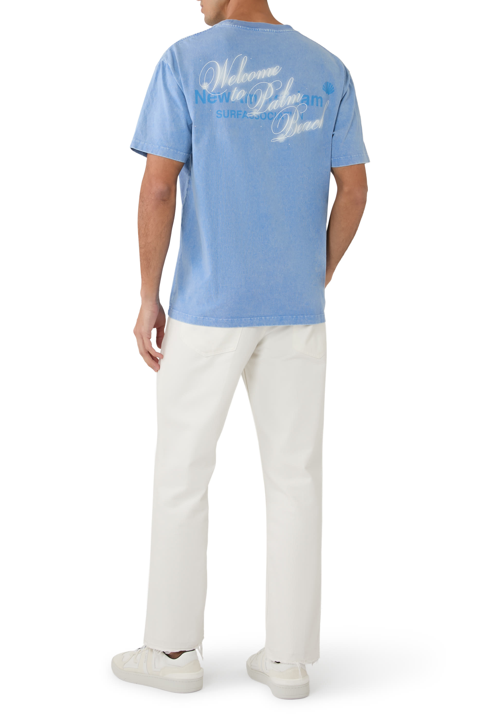 تيشيرت بطبعة ويلكام تو بالم بيتش