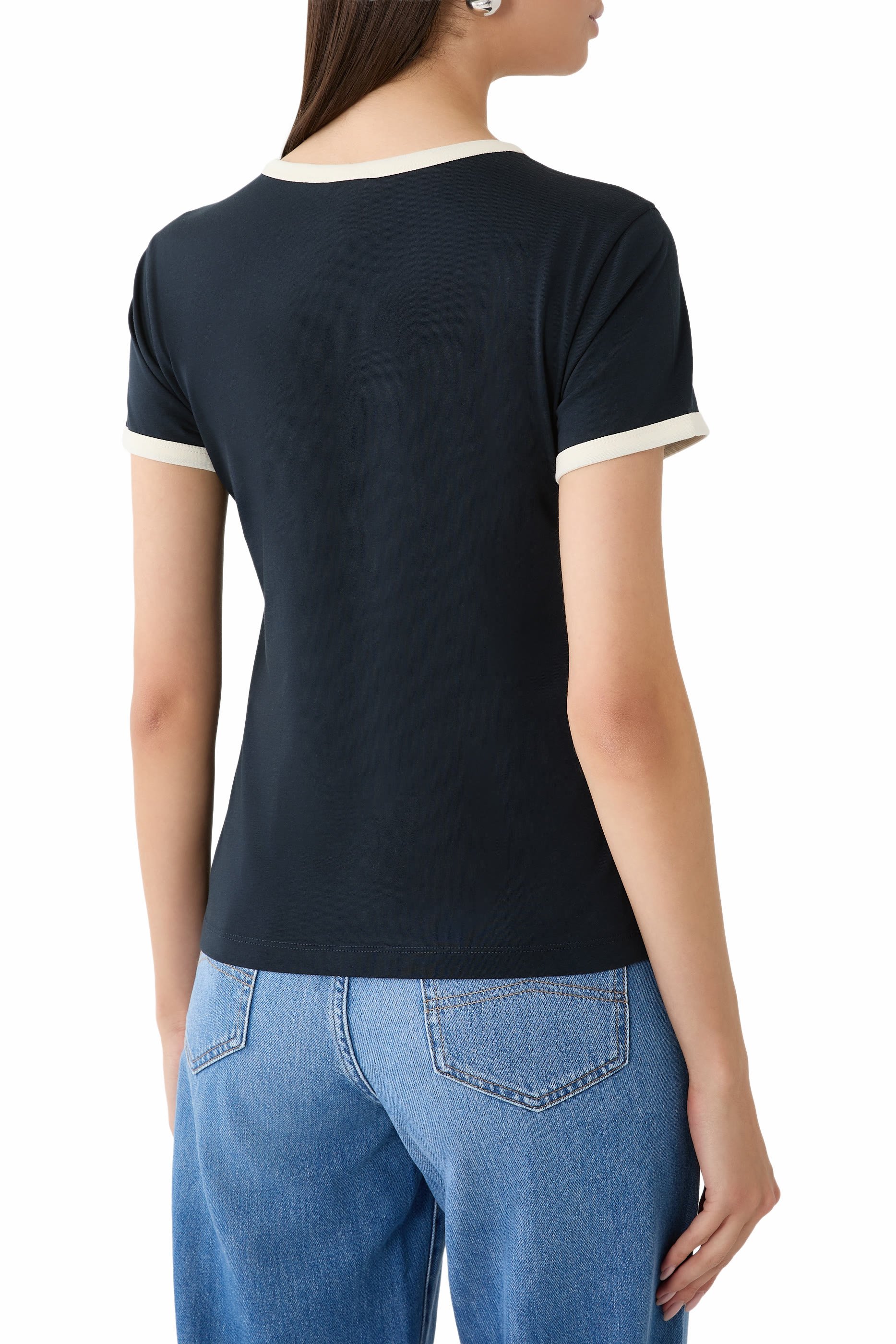 تيشيرت برقعة بشعار كلوب 