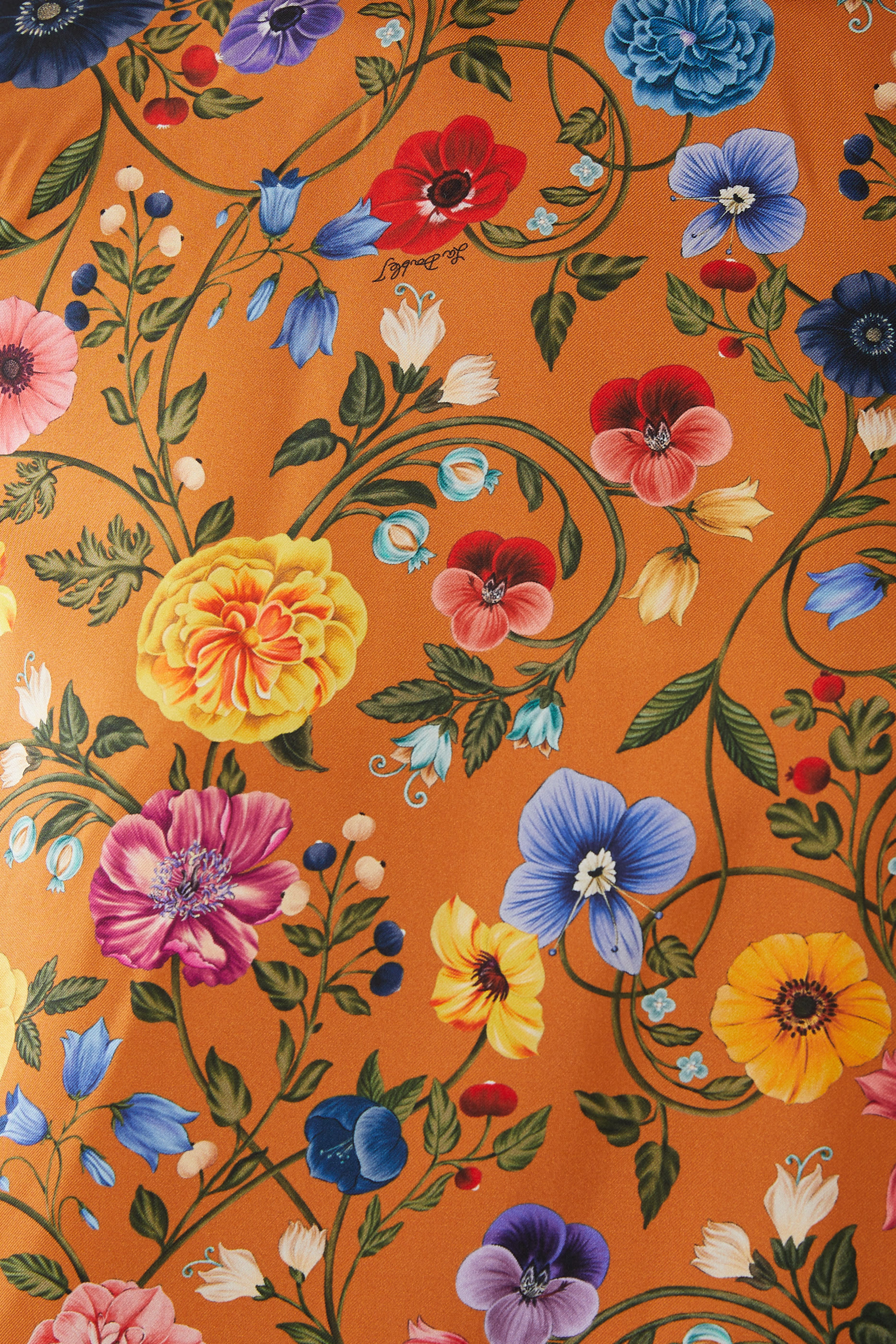 فستان ماغنيفيسو متوسط الطول