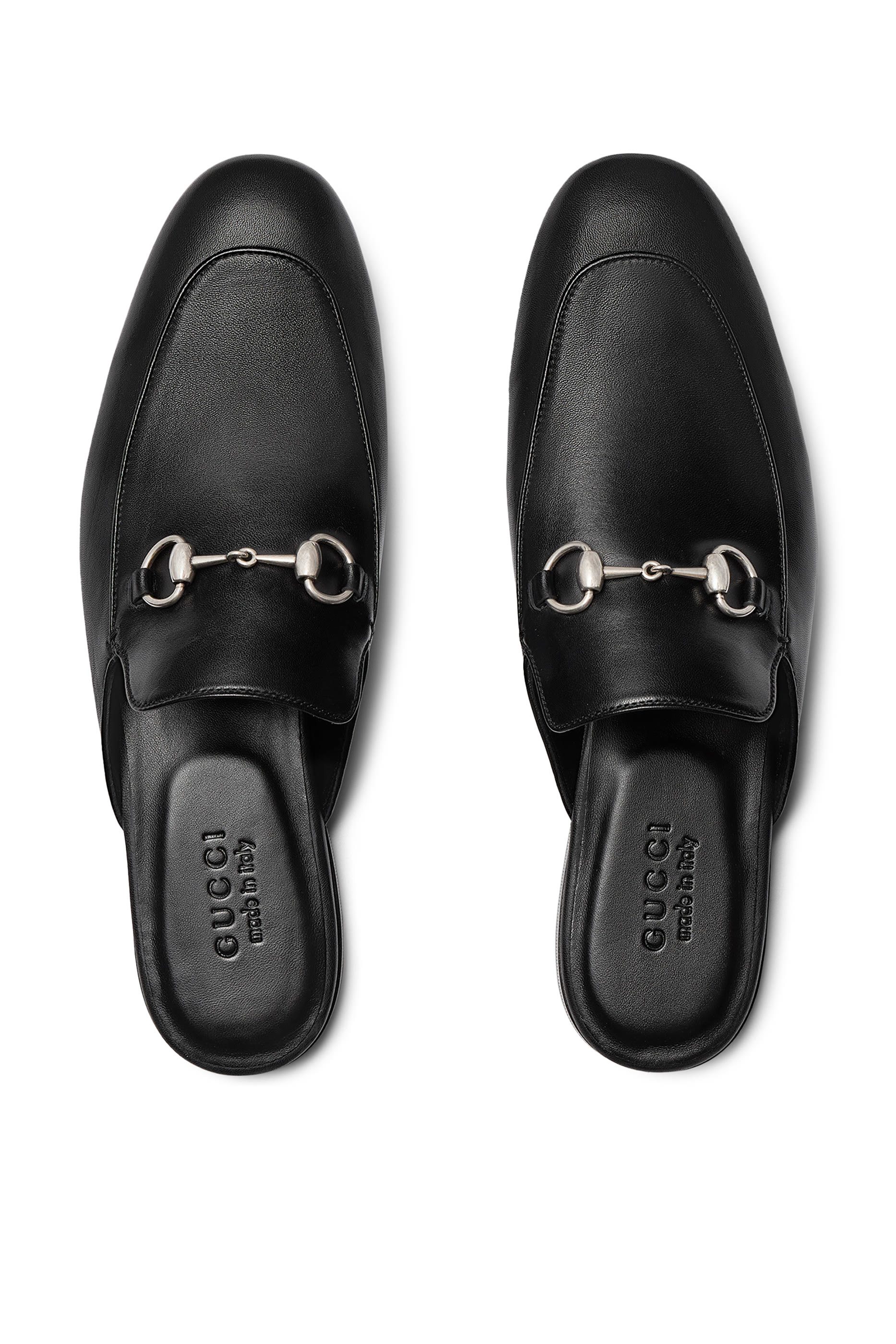 حذاء مفتوح من الخلف بحلية لجام الحصان