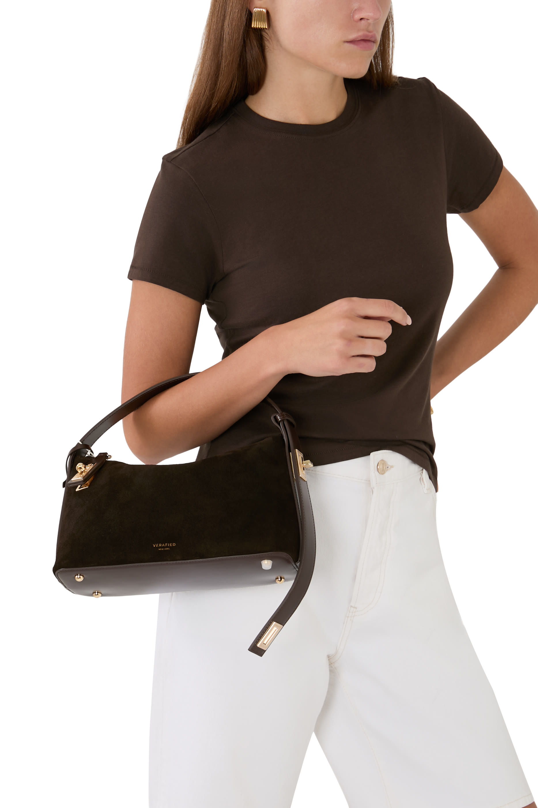 حقيبة هوبو شمواه بحلي بلون ذهبي