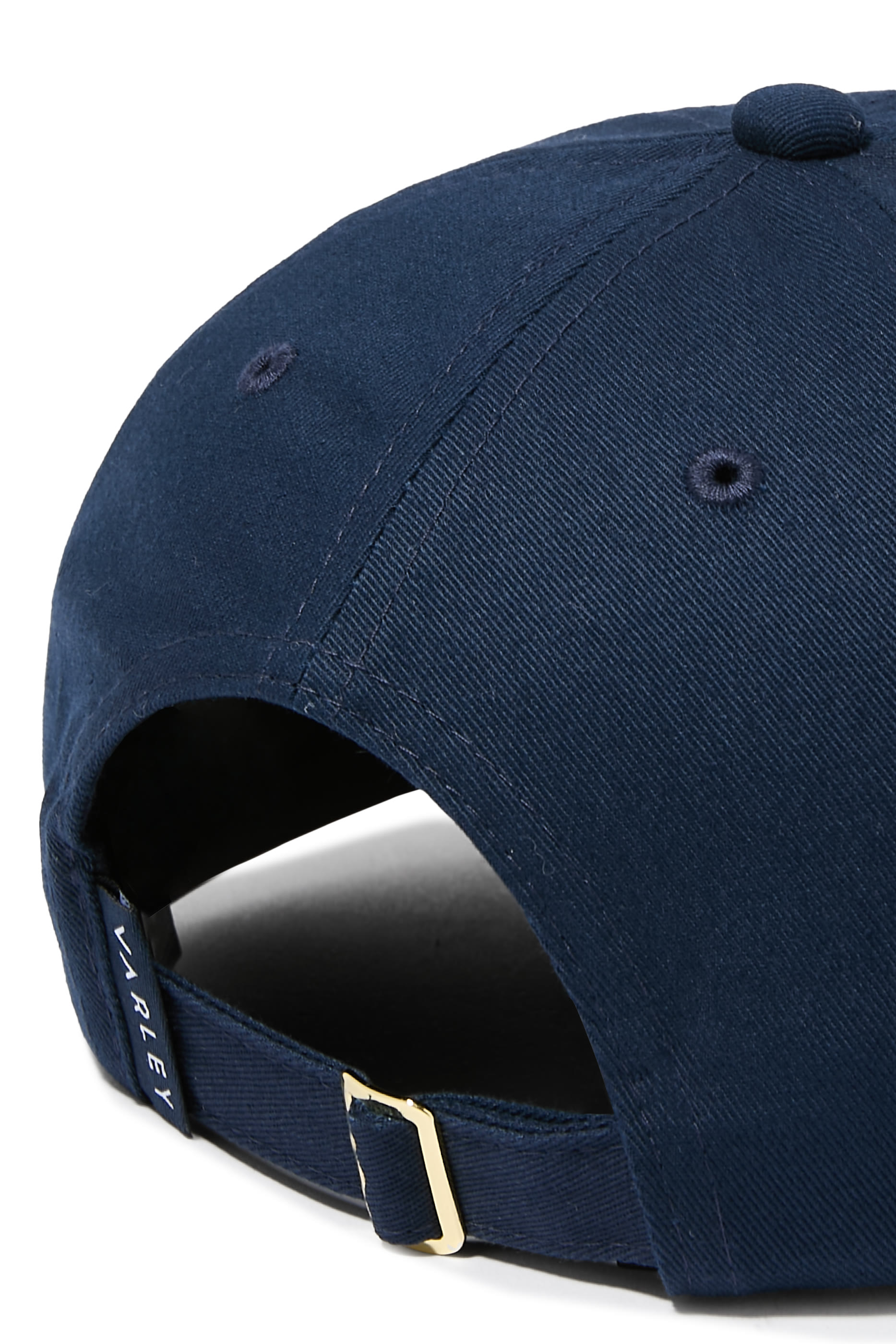 كاب بطبعة كلوب نوا