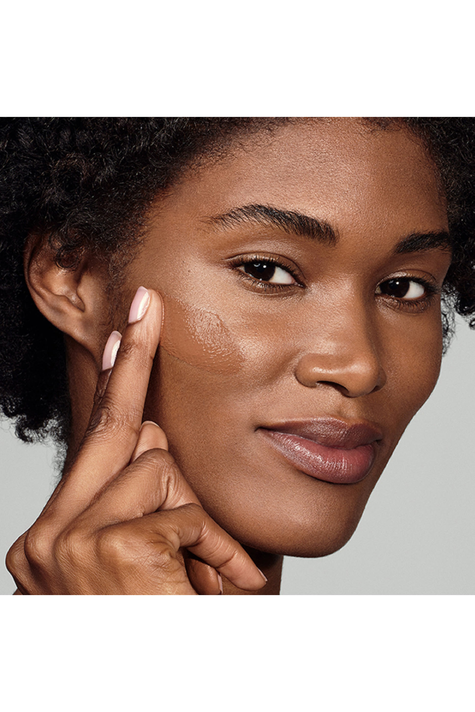 مستحضر فيوتشرست هيدرا ريسكيو المرطب مع عامل الحماية SPF 45