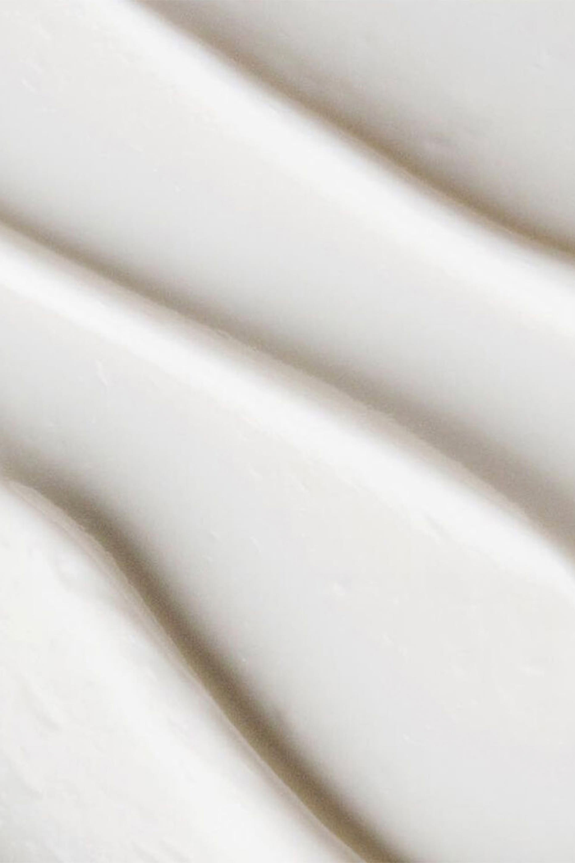 منظف ​​مرطب بحليب الماعز