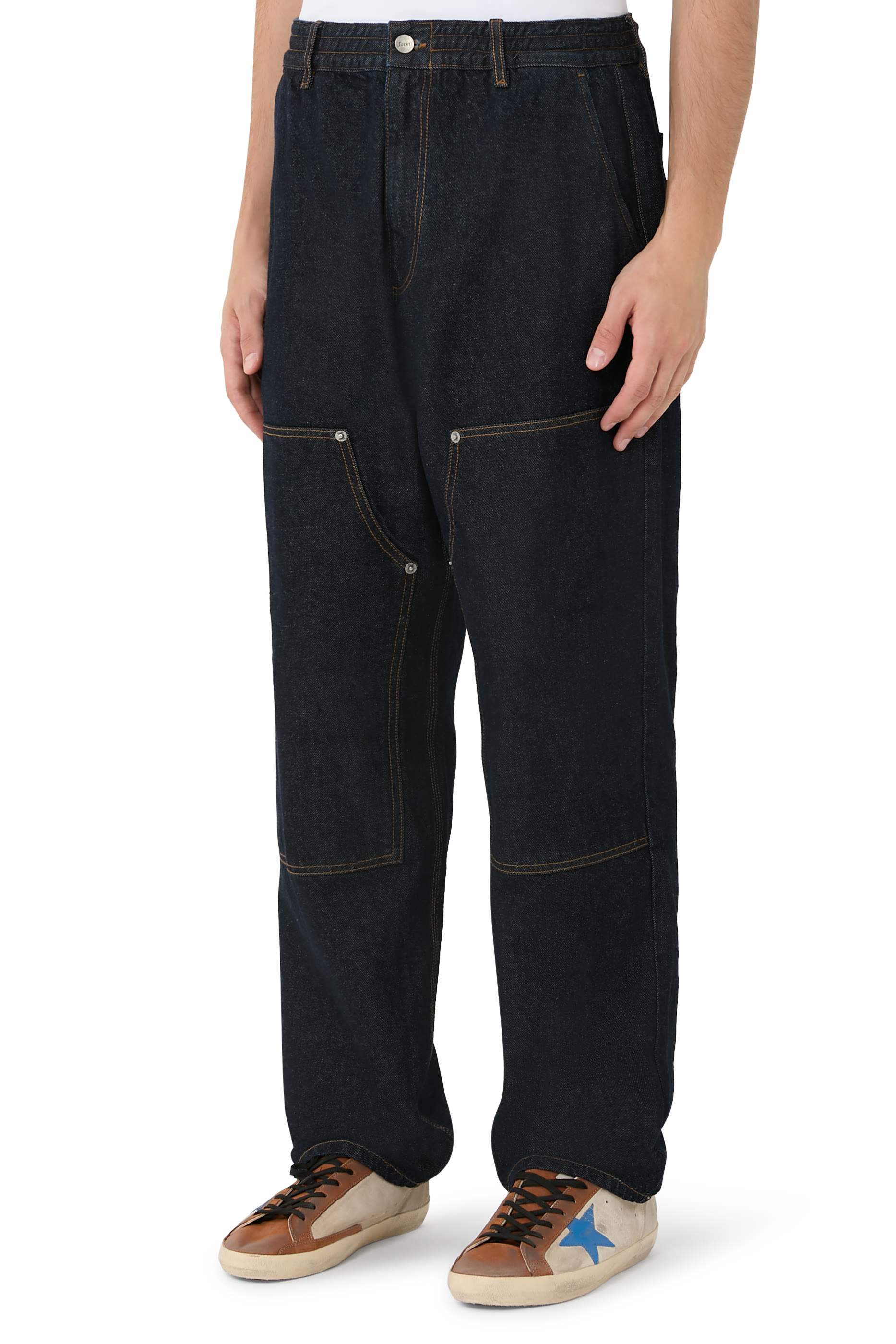 بنطال كلاي بطبقة إضافية على الركبتين