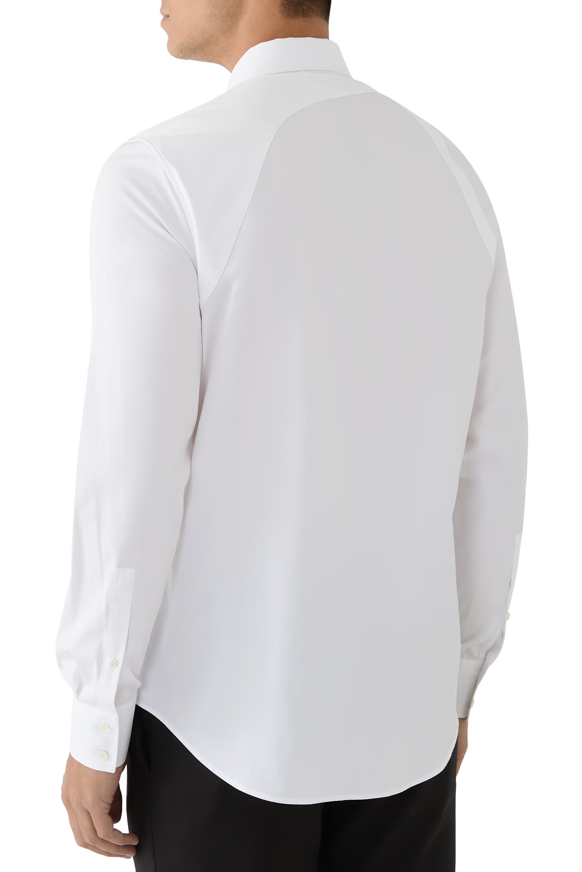 قميص بحمالة بإبزيم بتصميم حرف T