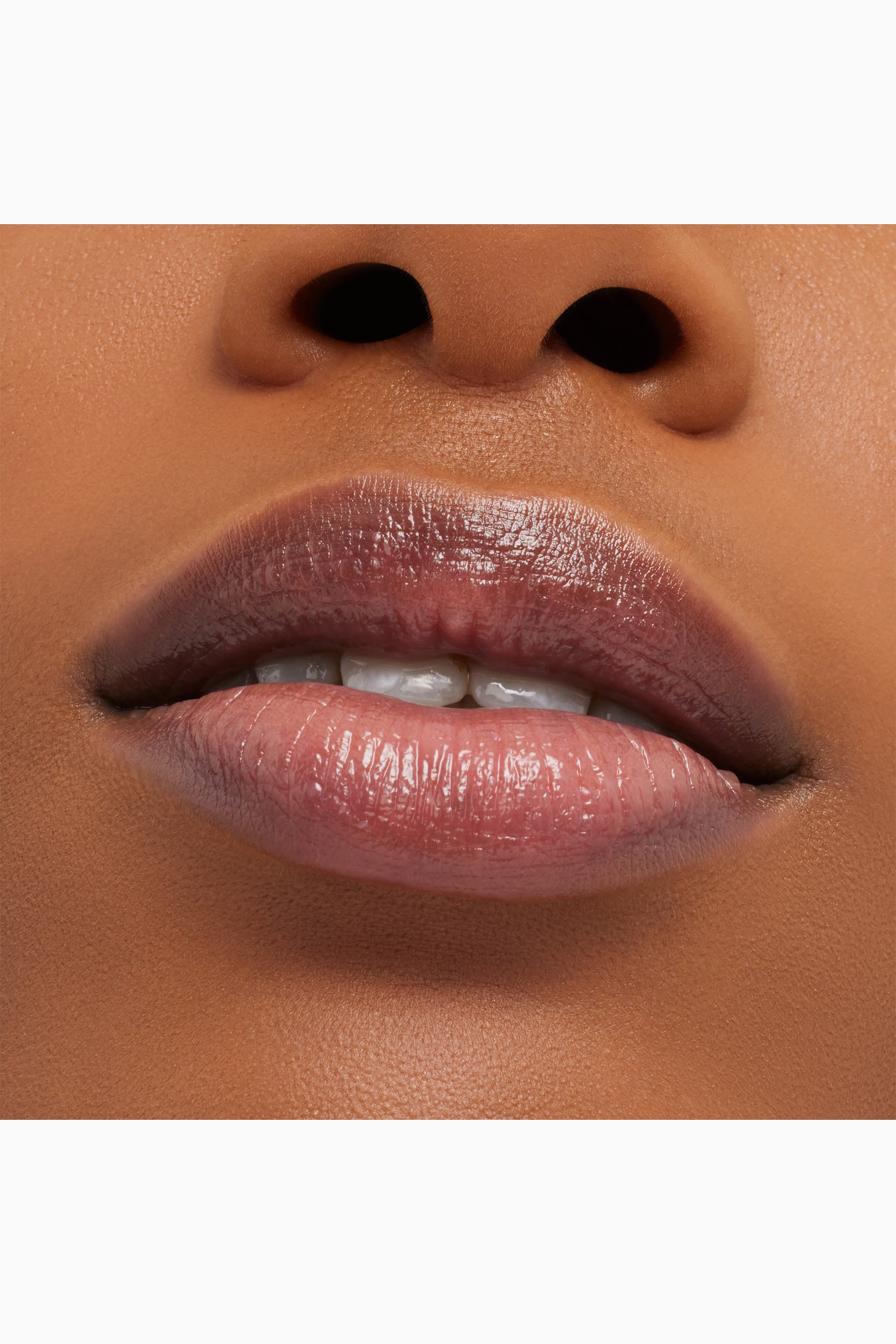 مرطب الشفاه جلو بلاي