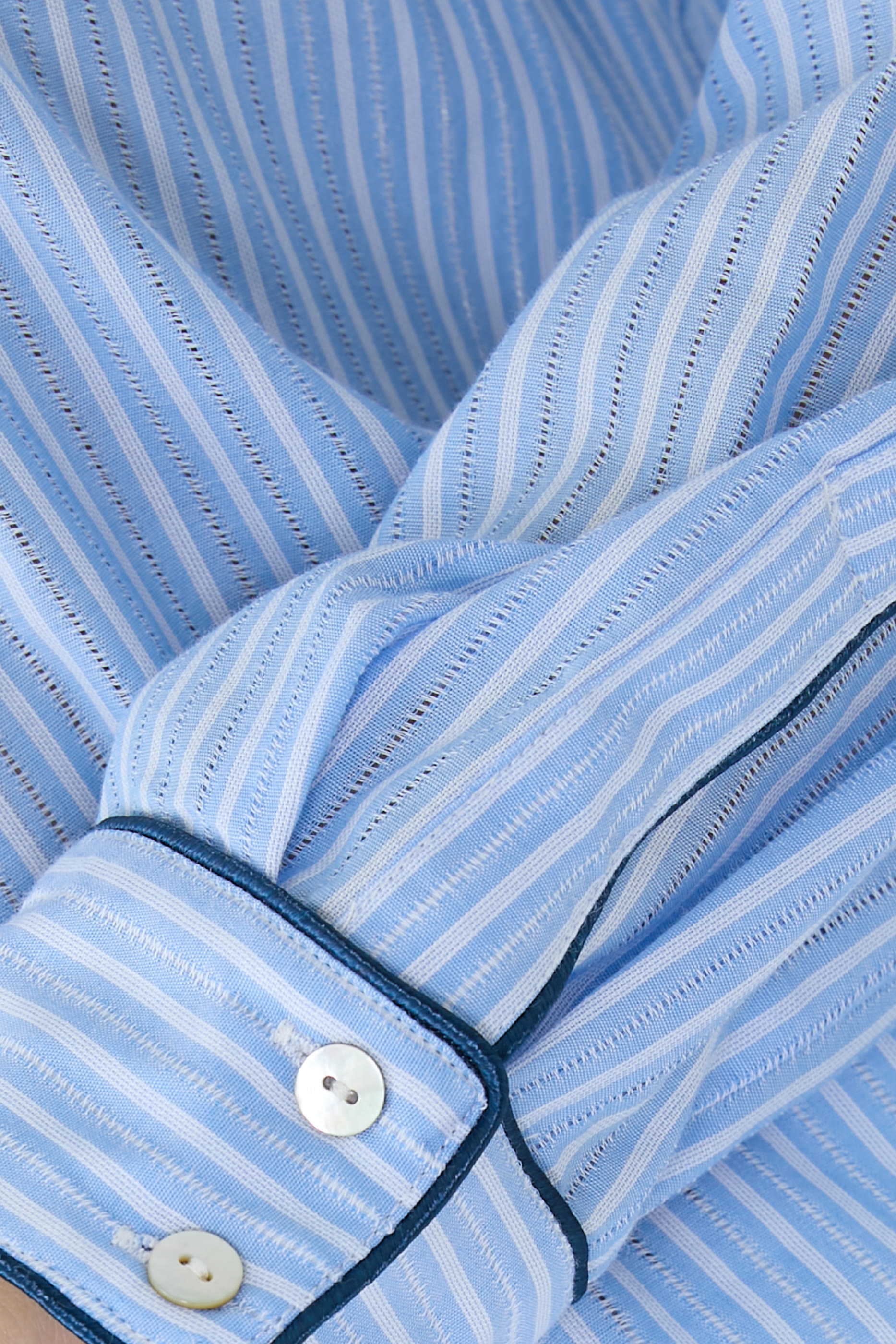 قميص كوسيت قصير بوبلين