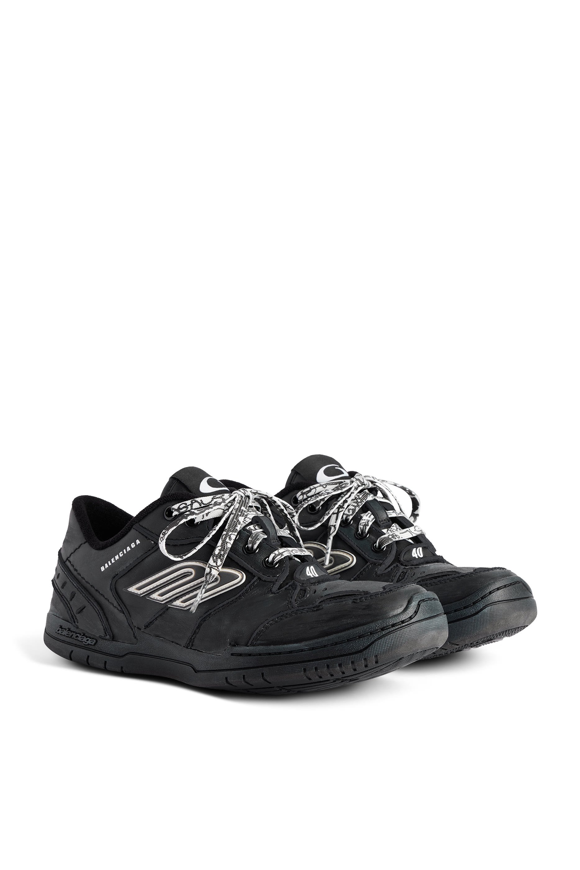 سنيكرز هامبتونز بتصميم مهترئ للرجال