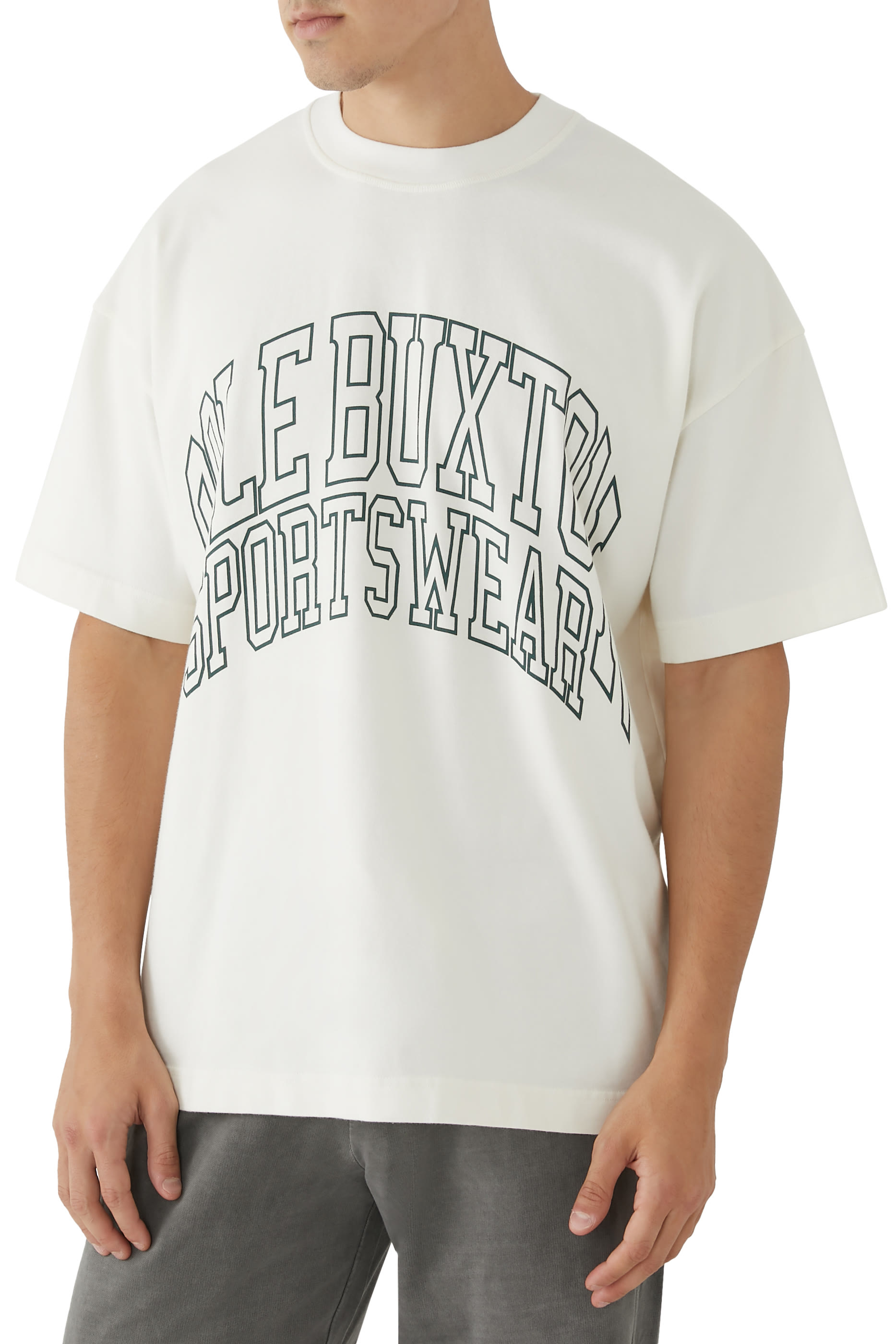 تيشيرت بطبعة عبارة سبورتس وير