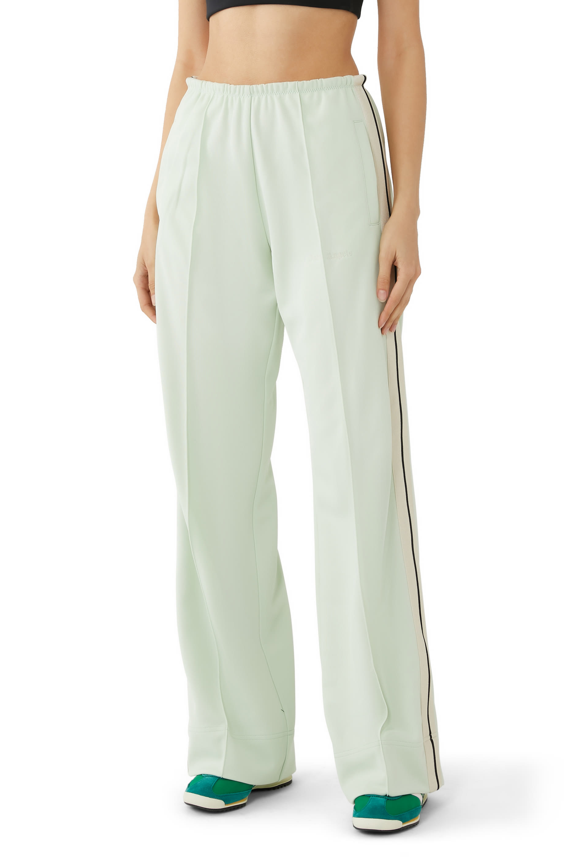 بنطال رياضي بشعار الماركة كلاسيكي