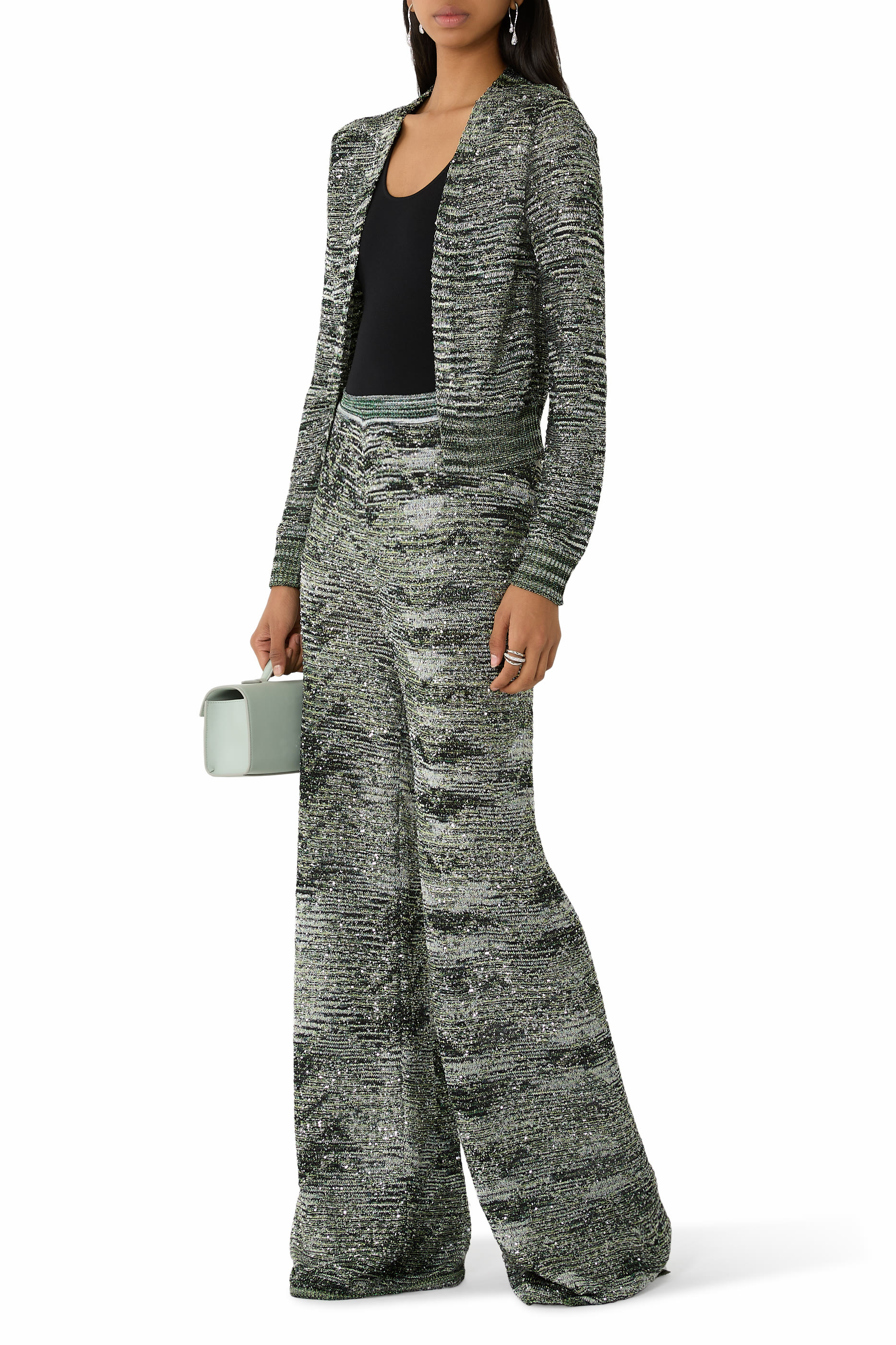 كارديغان قصير مزين بترتر كروشه منسوج 