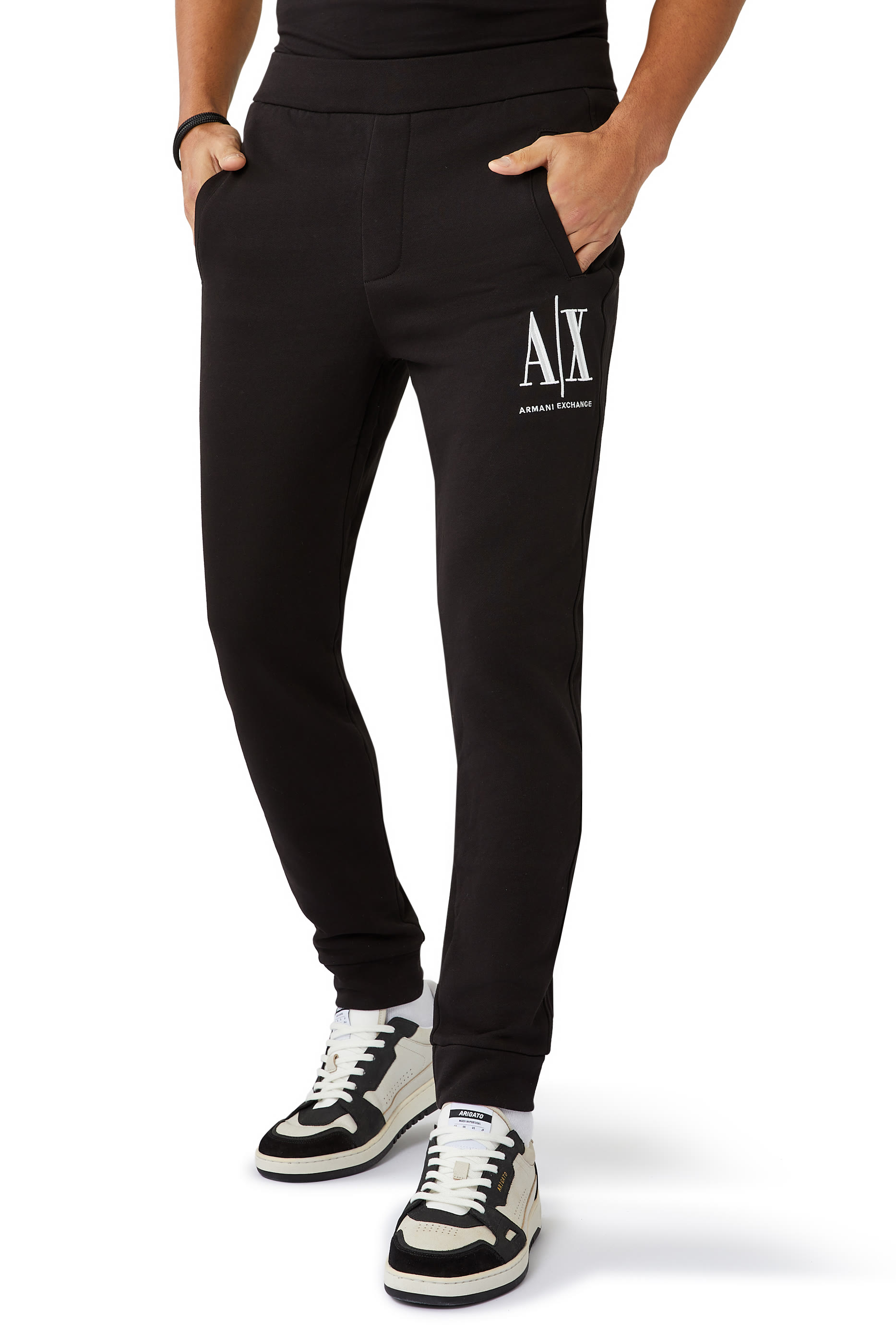 بنطال رياضي بشعار الماركة