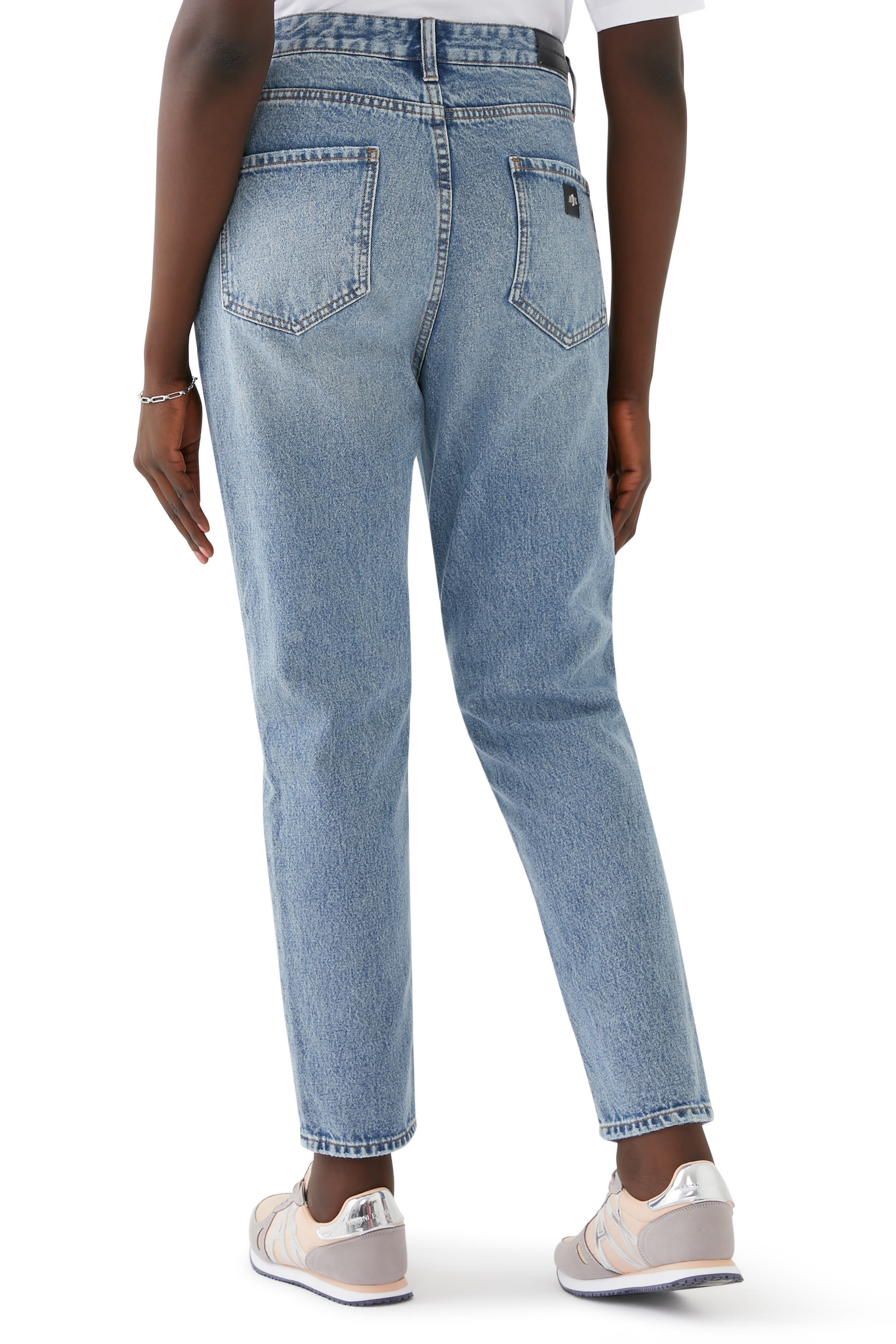 بنطال جينز بويفرند متوسط البهتان