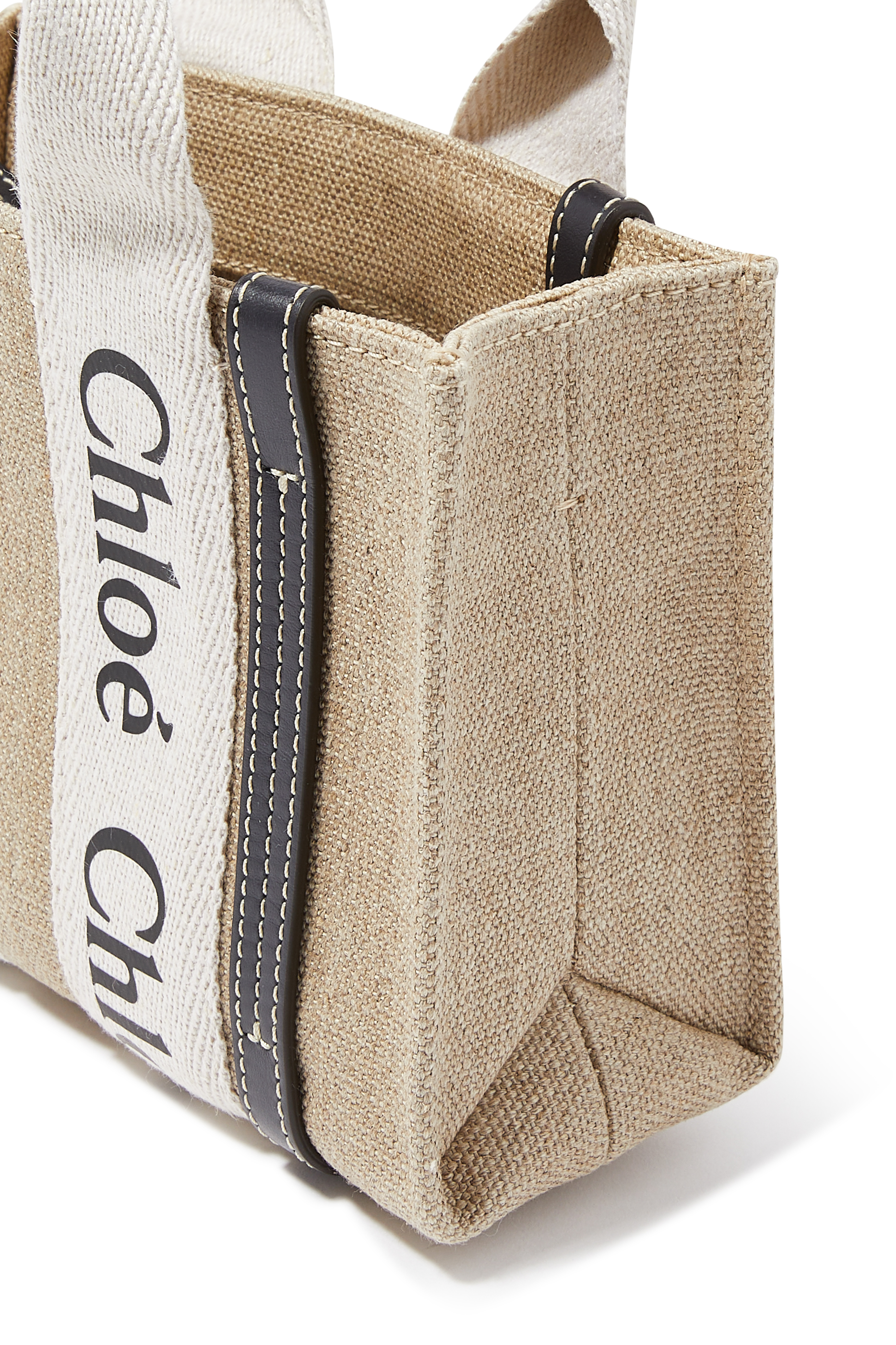 حقيبة يد وودي صغيرة